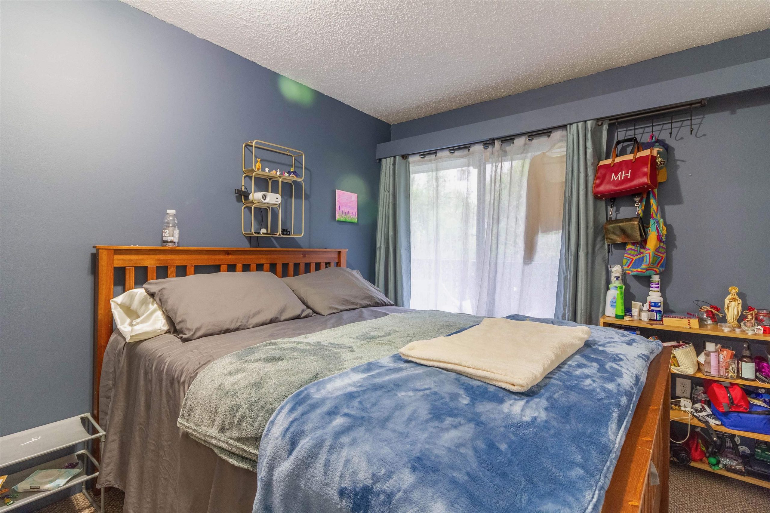 220 1945 WOODWAY PLACE 14