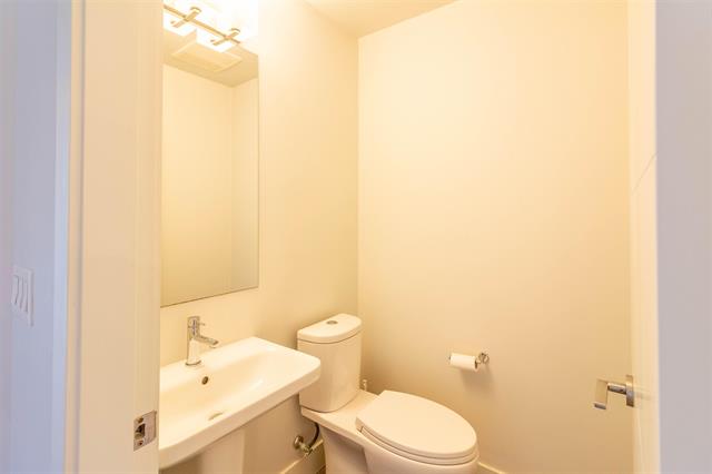 8 2988 151 Street, South Surrey White Rock 29