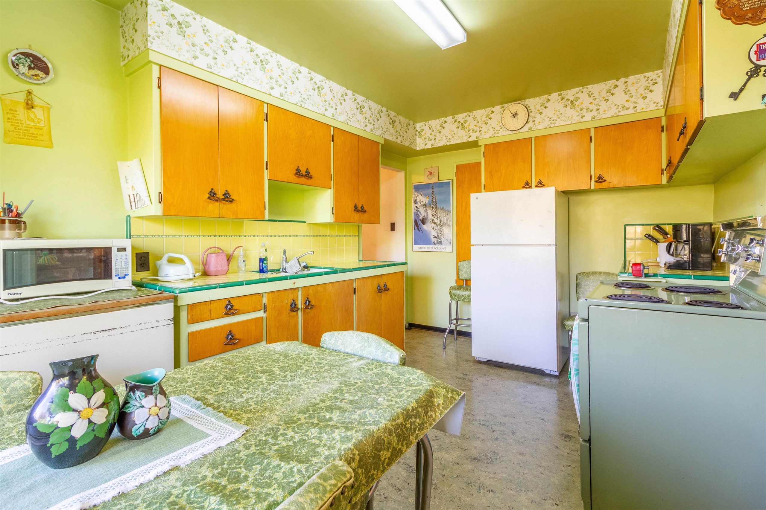 6503 Winch St, Burnaby 8