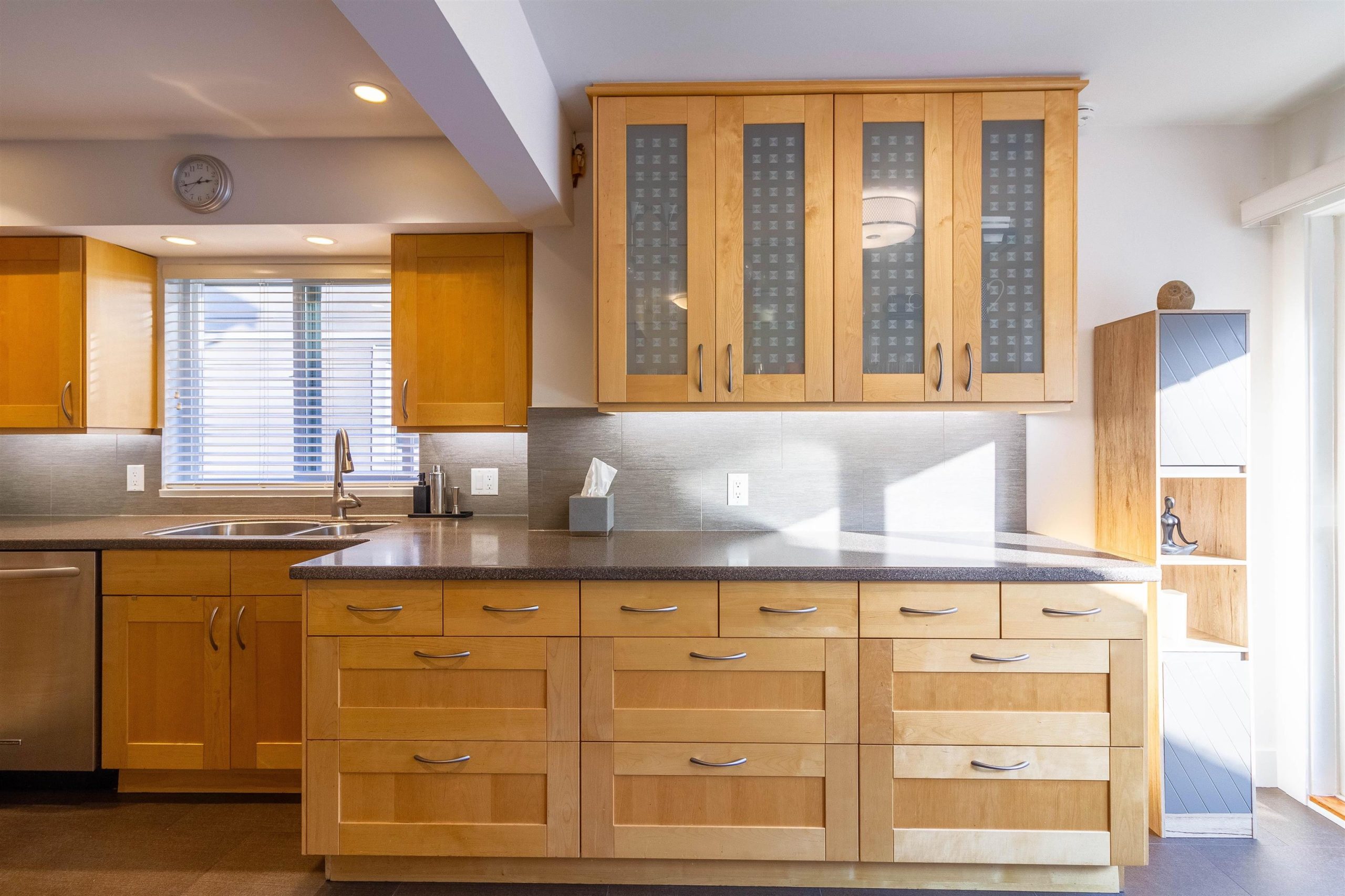 9509 WILLOWLEAF PLACE BURNABY 12