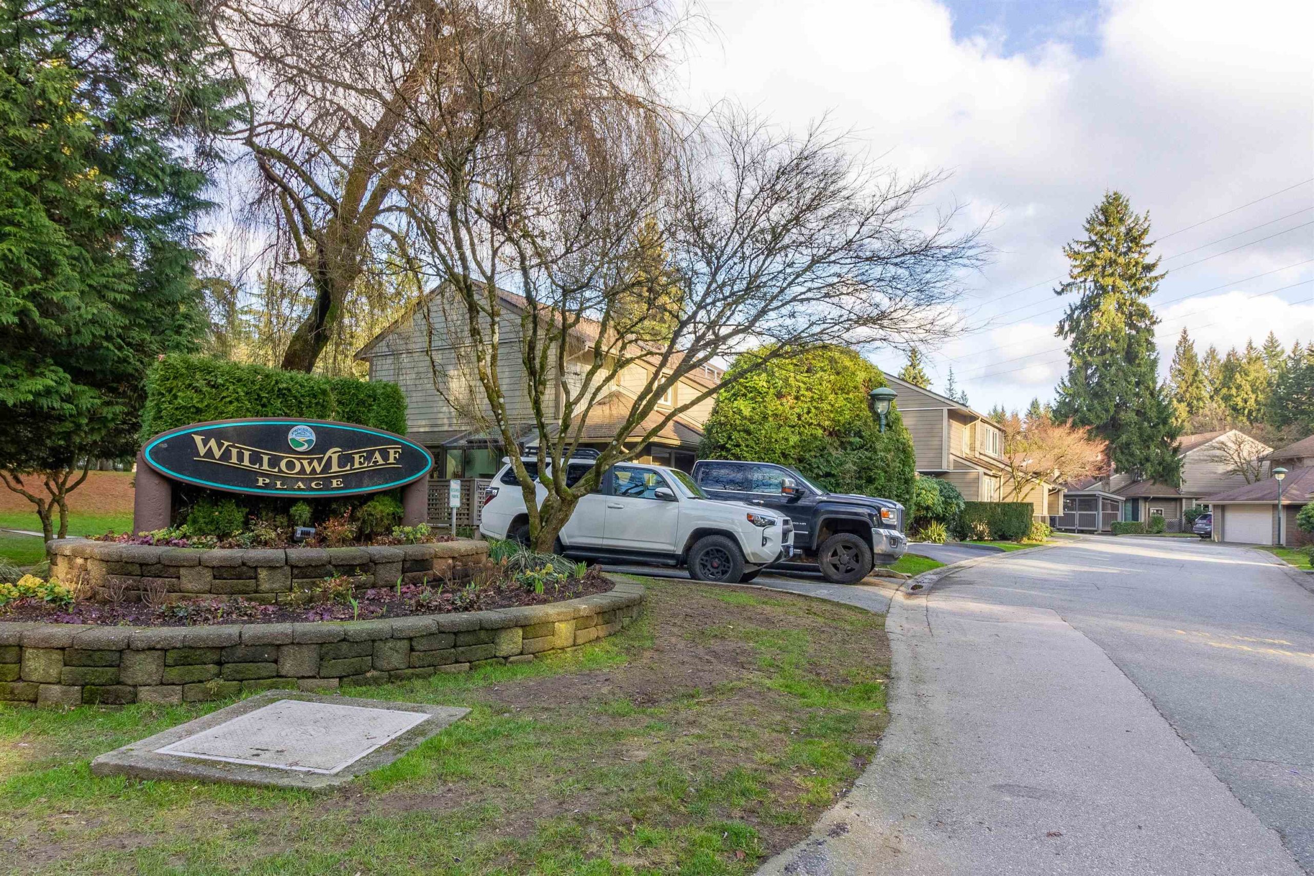 9509 WILLOWLEAF PLACE BURNABY 38