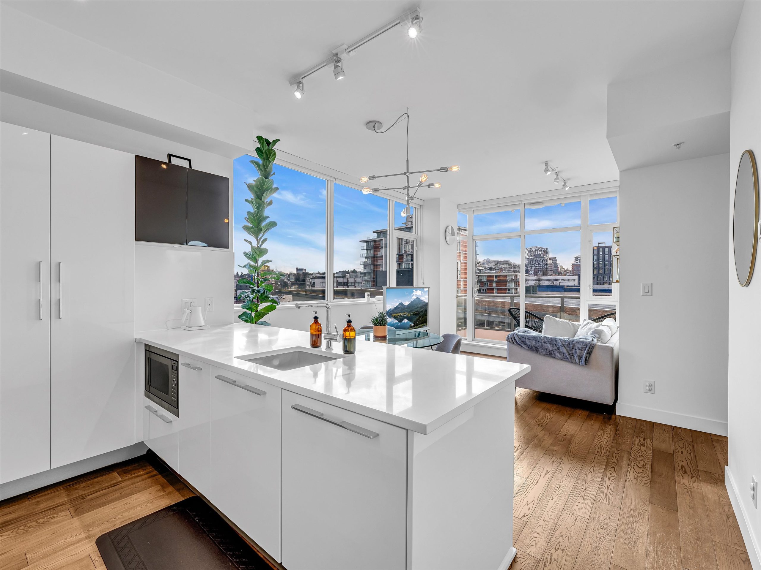 801 108 E 1ST AVENUE, VANCOUVER 7