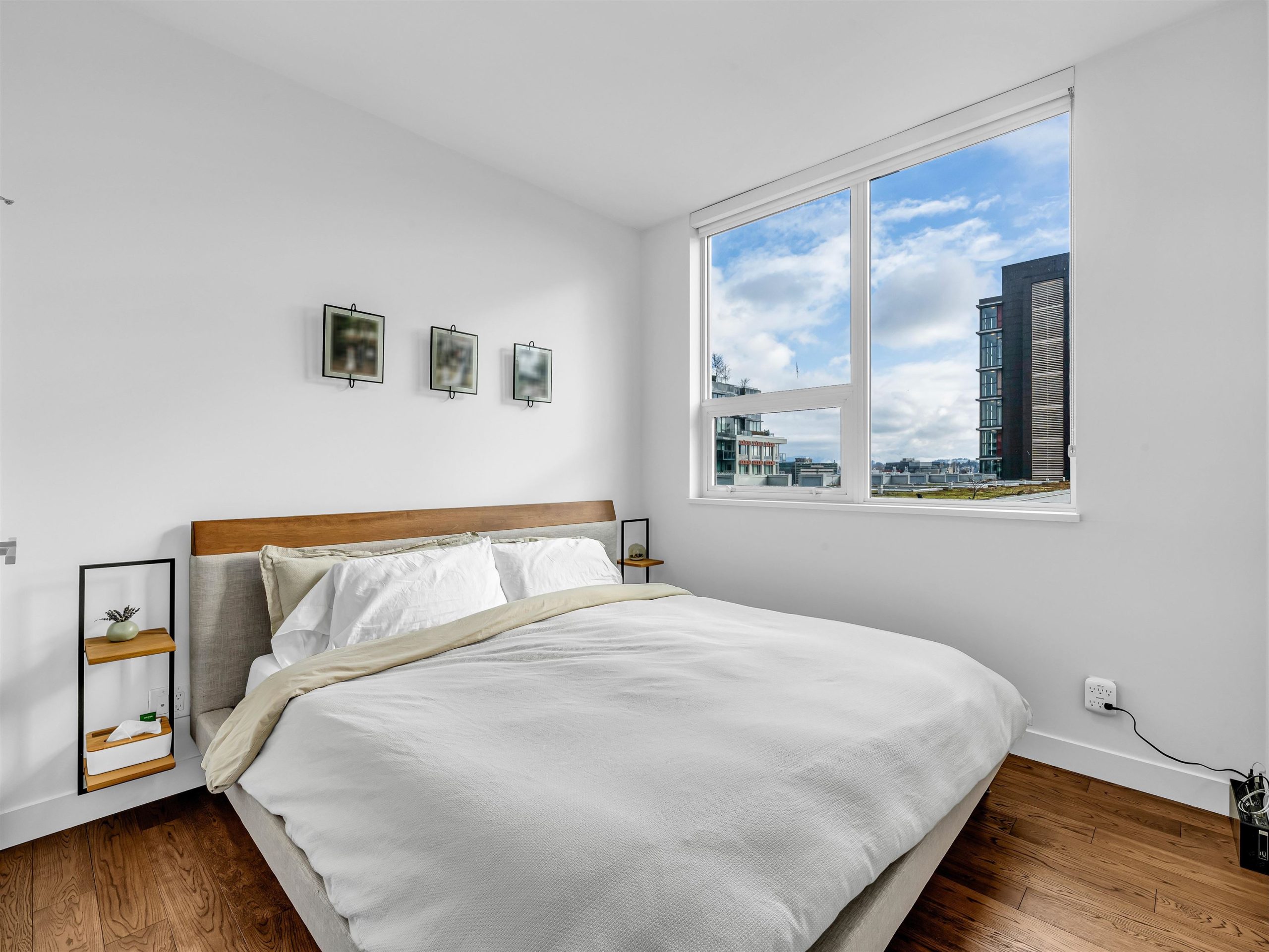 801 108 E 1ST AVENUE, VANCOUVER 9