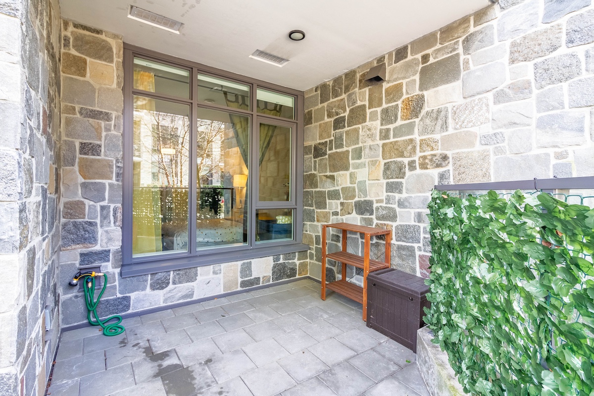 101 2738 LIBRARY LANE, NORTH VANCOUVER 24