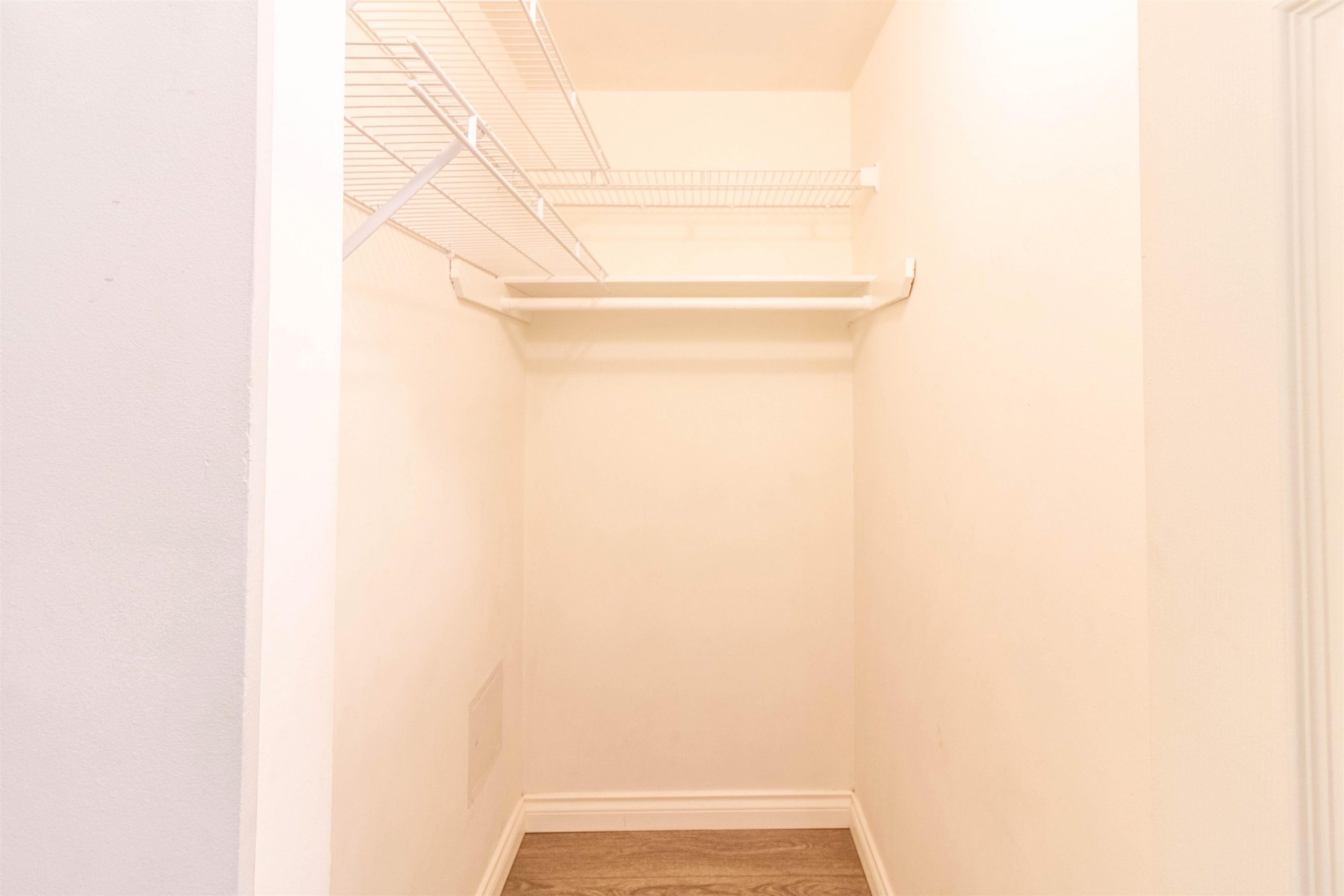 206 428 AGNES STREET, NEW WESTMINSTER 11