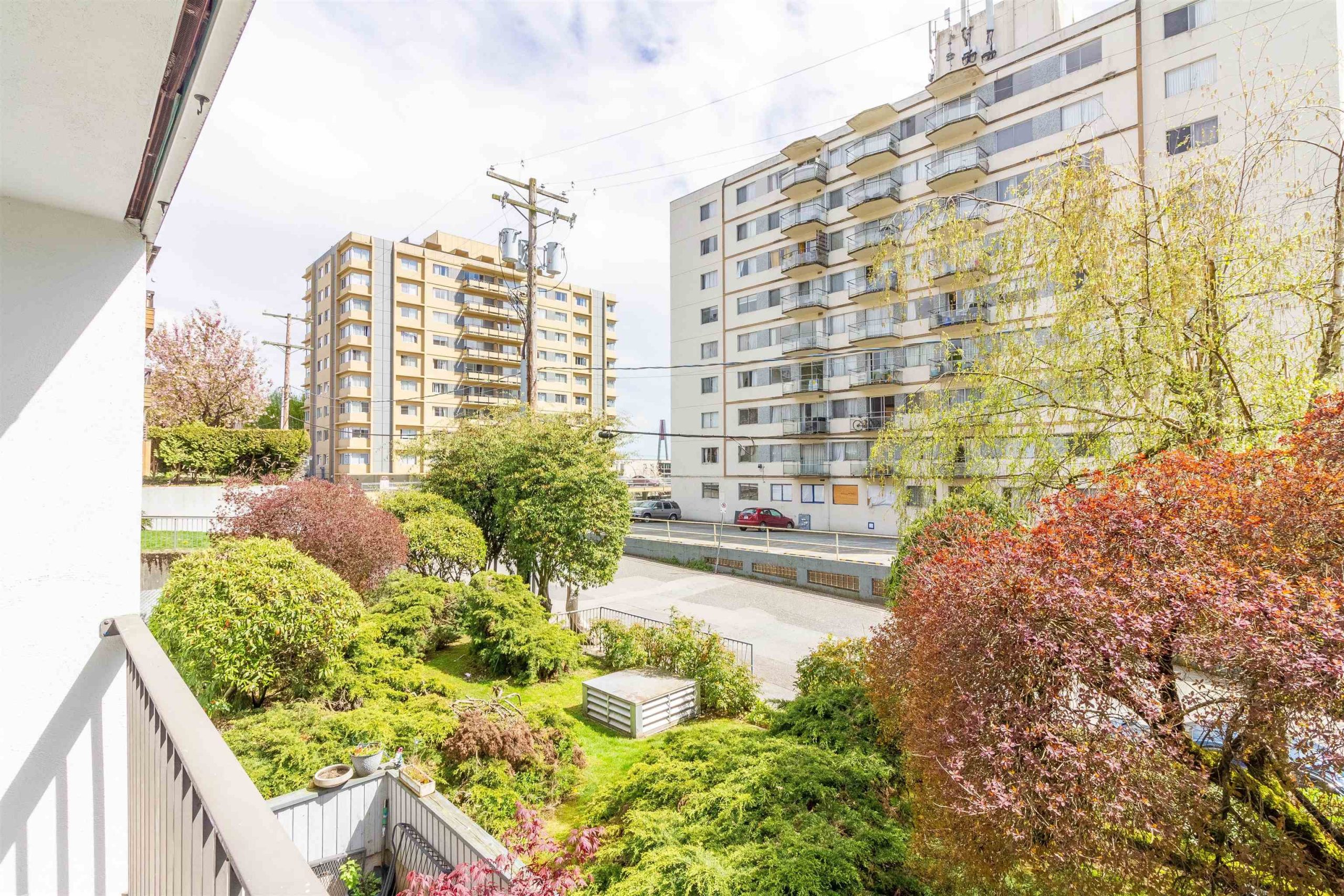206 428 AGNES STREET, NEW WESTMINSTER 12