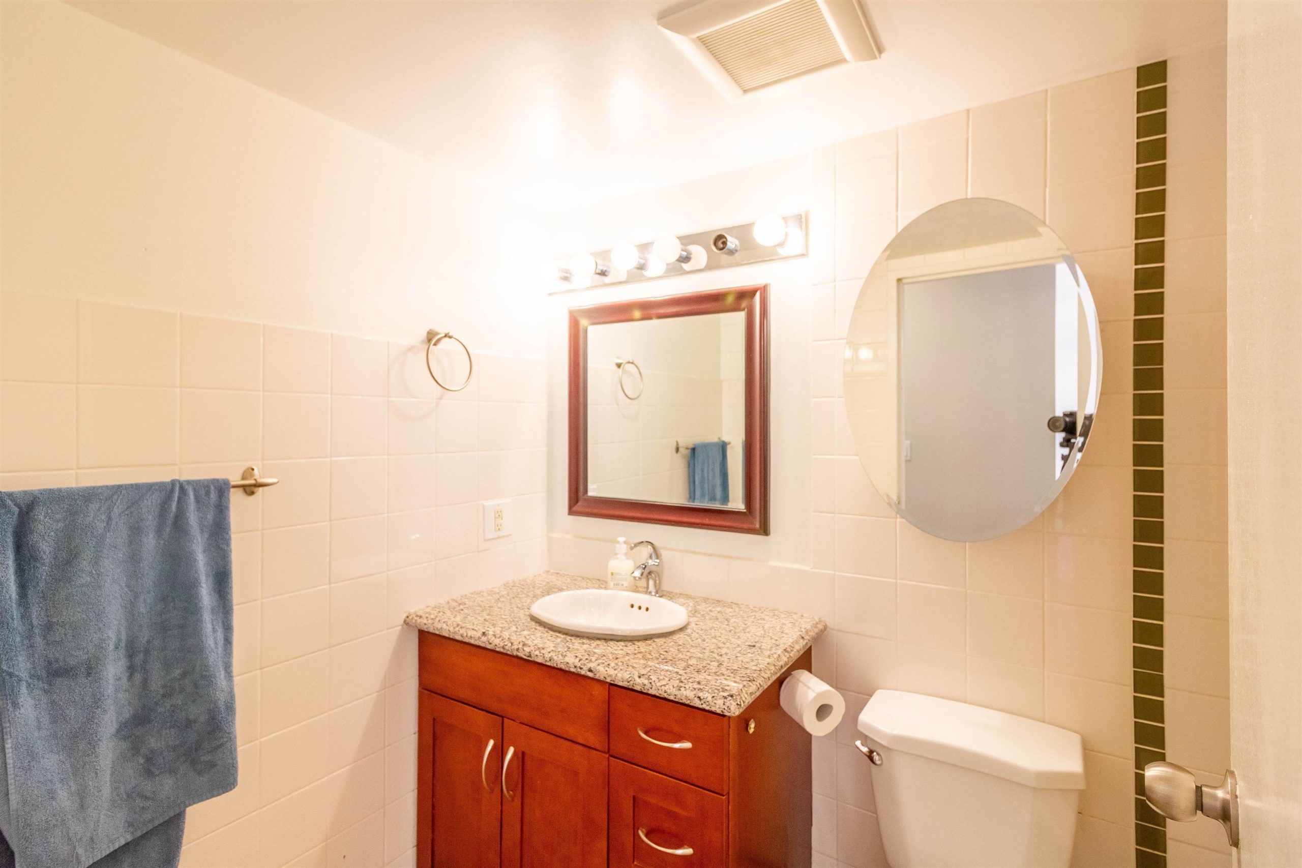 206 428 AGNES STREET, NEW WESTMINSTER 9