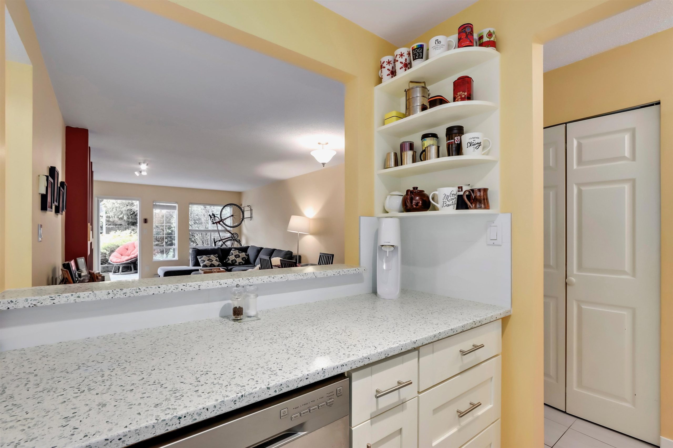 102 3755 ALBERT STREET, BURNABY 11