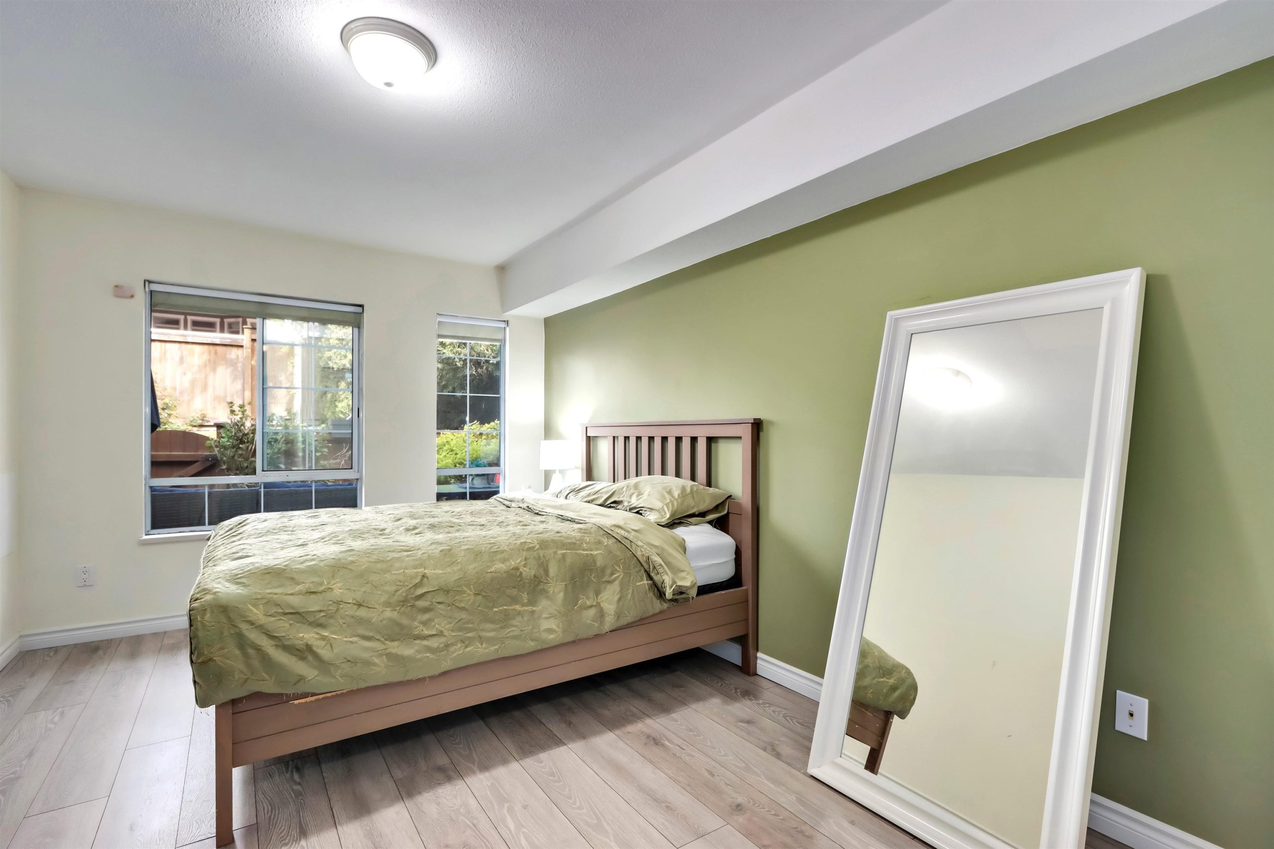 102 3755 ALBERT STREET, BURNABY 13