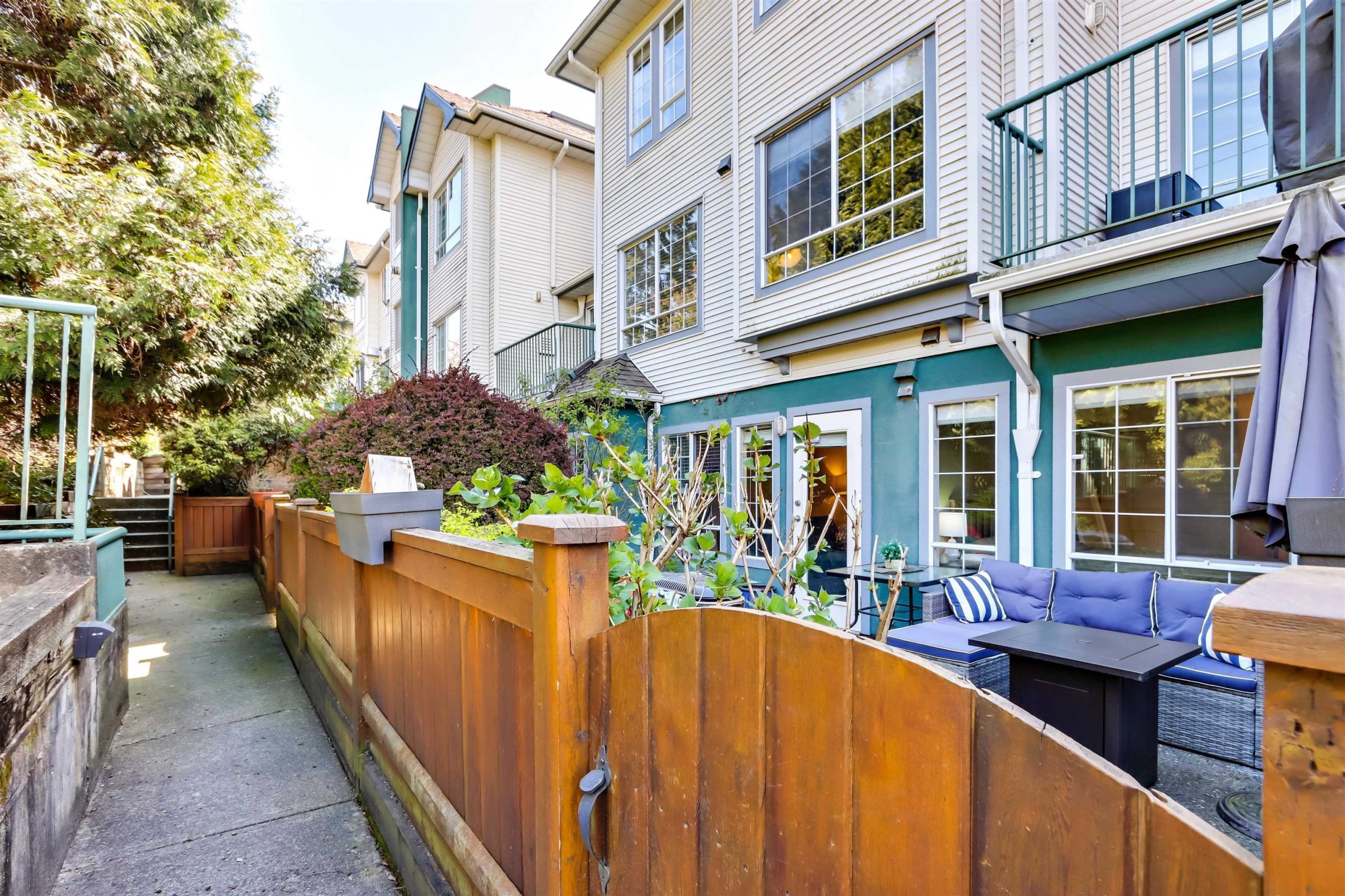 102 3755 ALBERT STREET, BURNABY 21