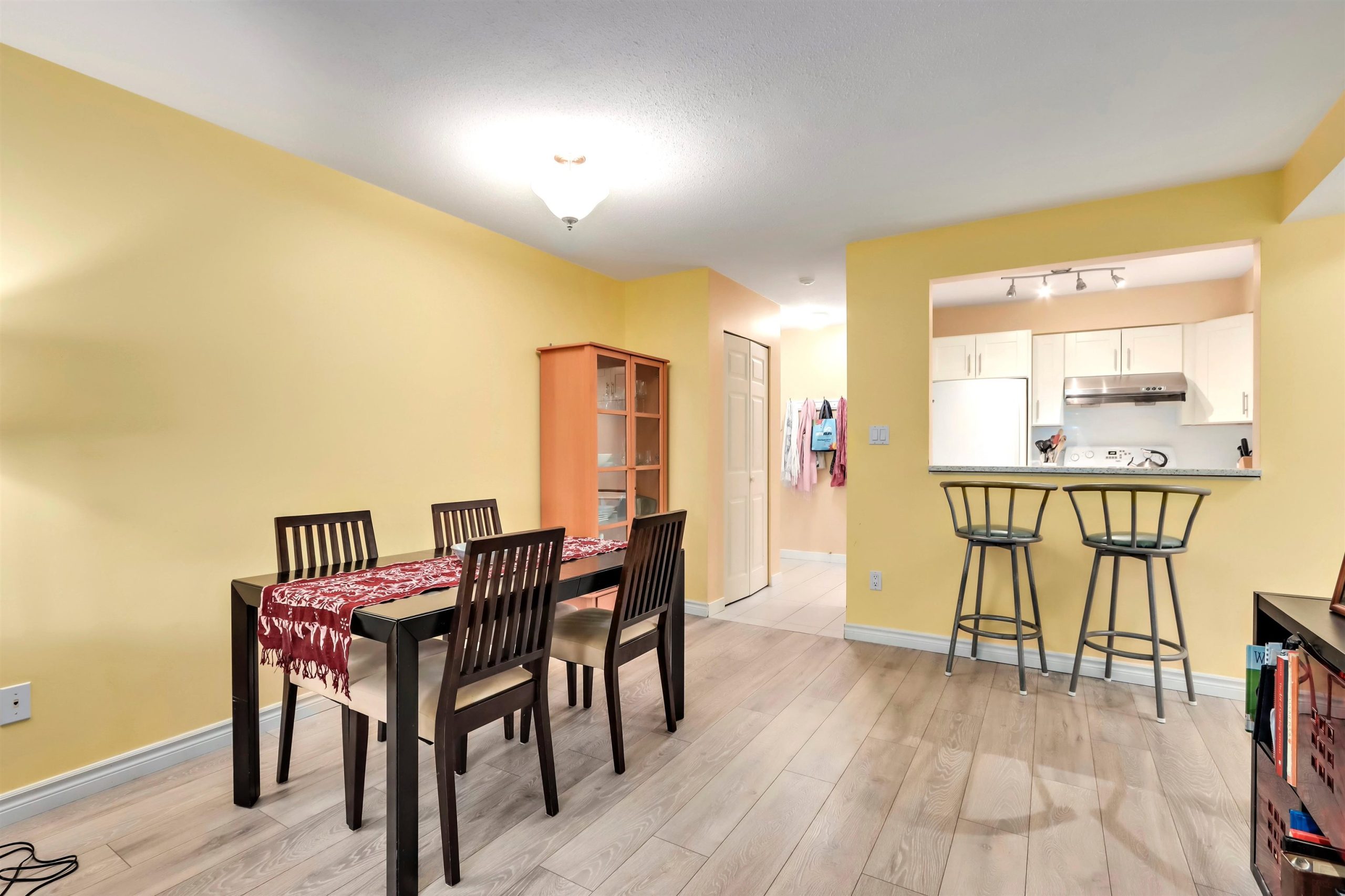 102 3755 ALBERT STREET, BURNABY 8