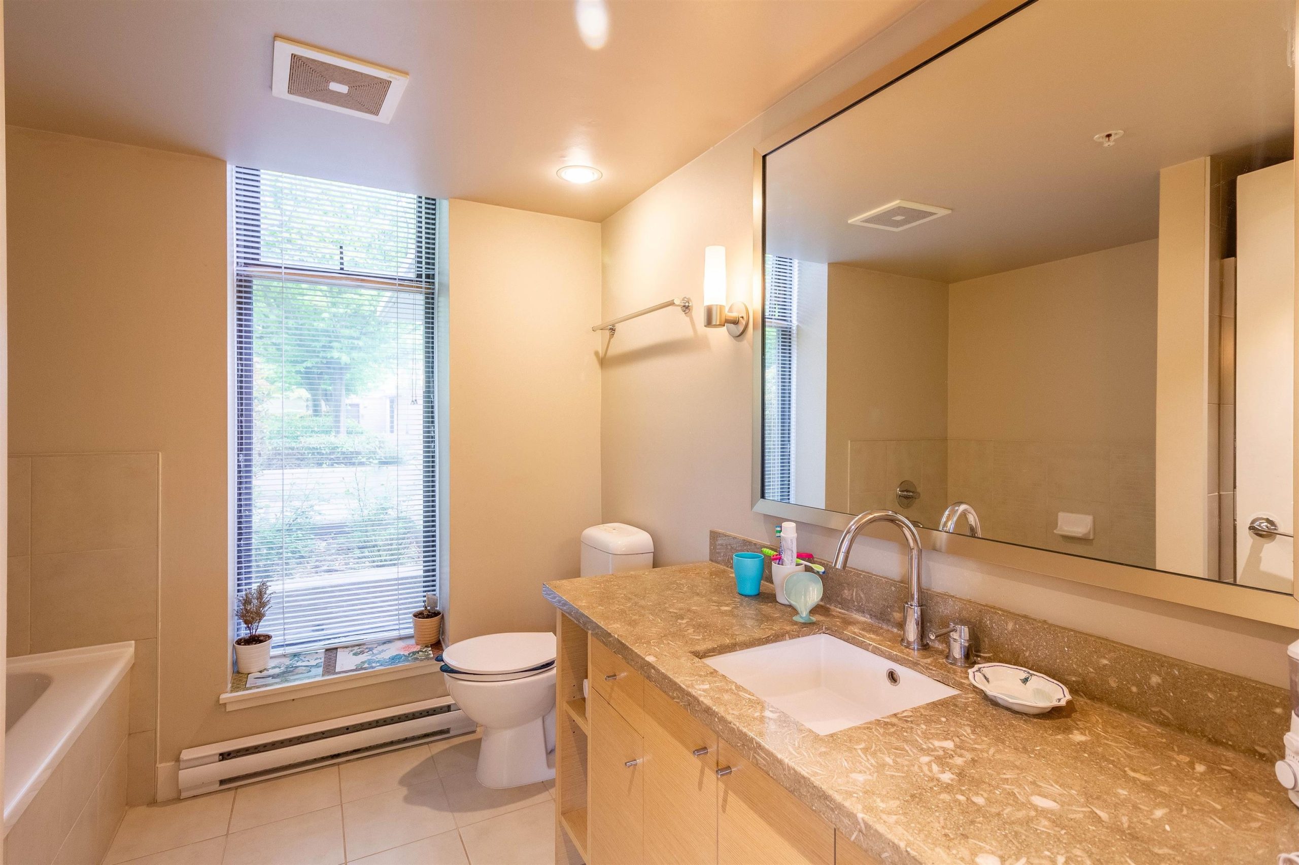 11 6333 KATSURA STREET, RICHMOND 14