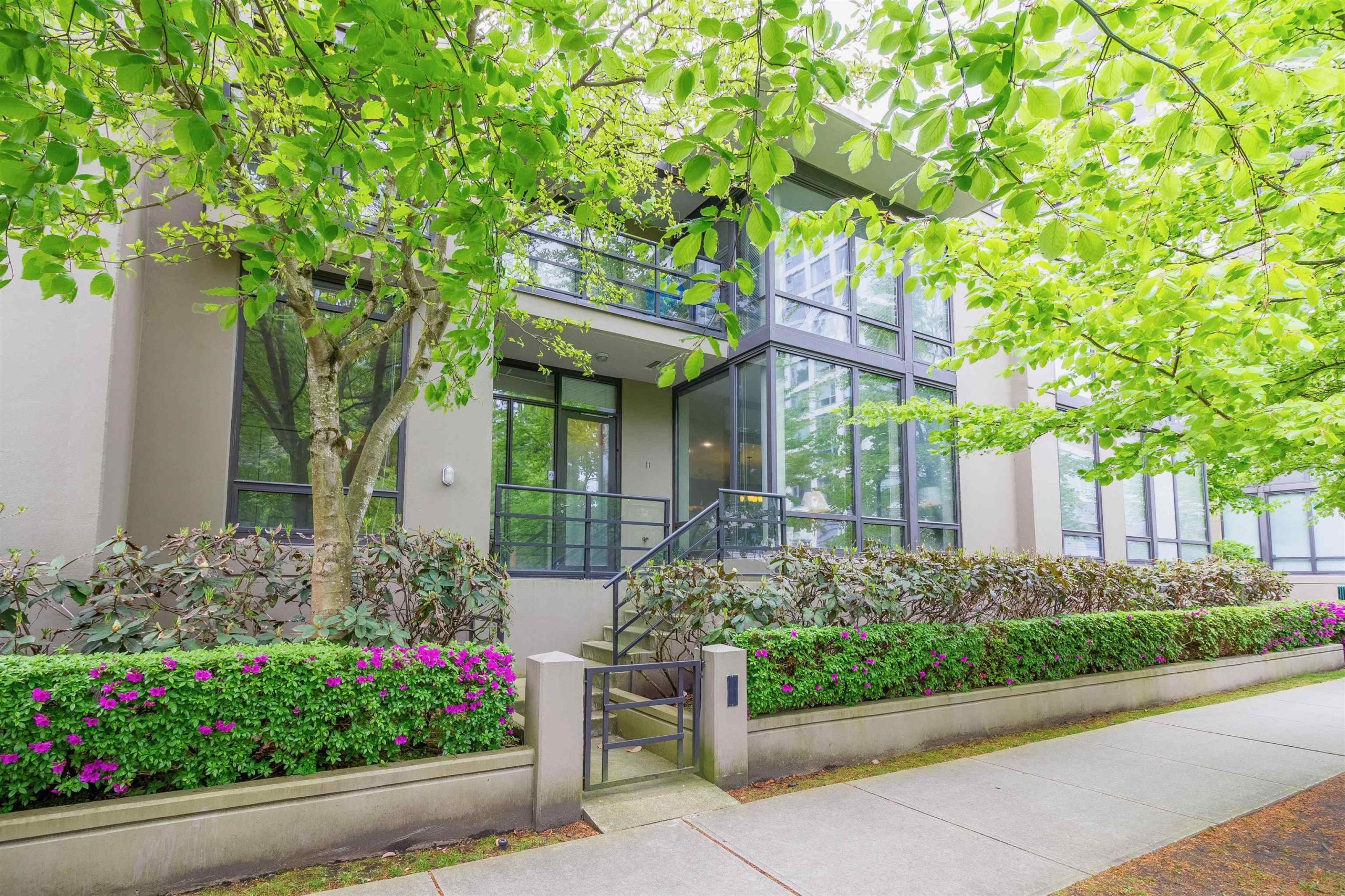 11 6333 KATSURA STREET, RICHMOND 33