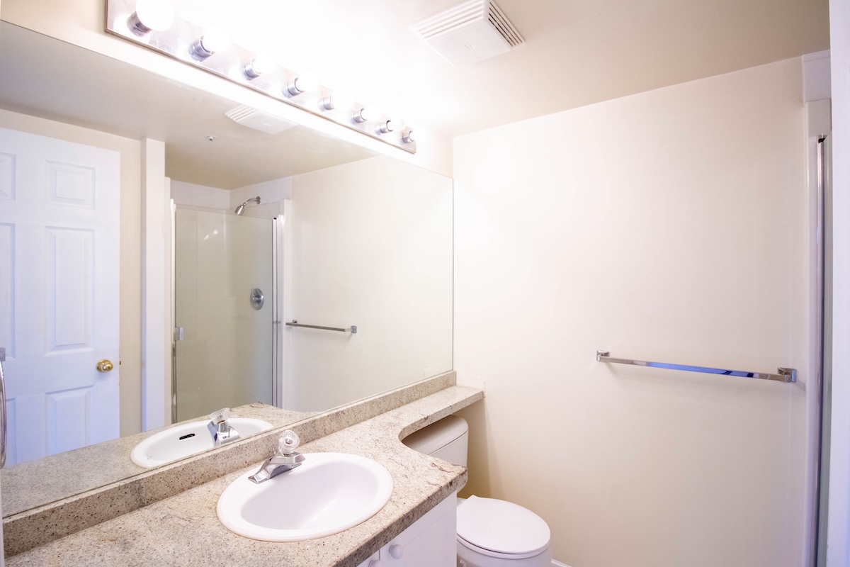 802 3070 GUILDFORD WAY, COQUITLAM 18