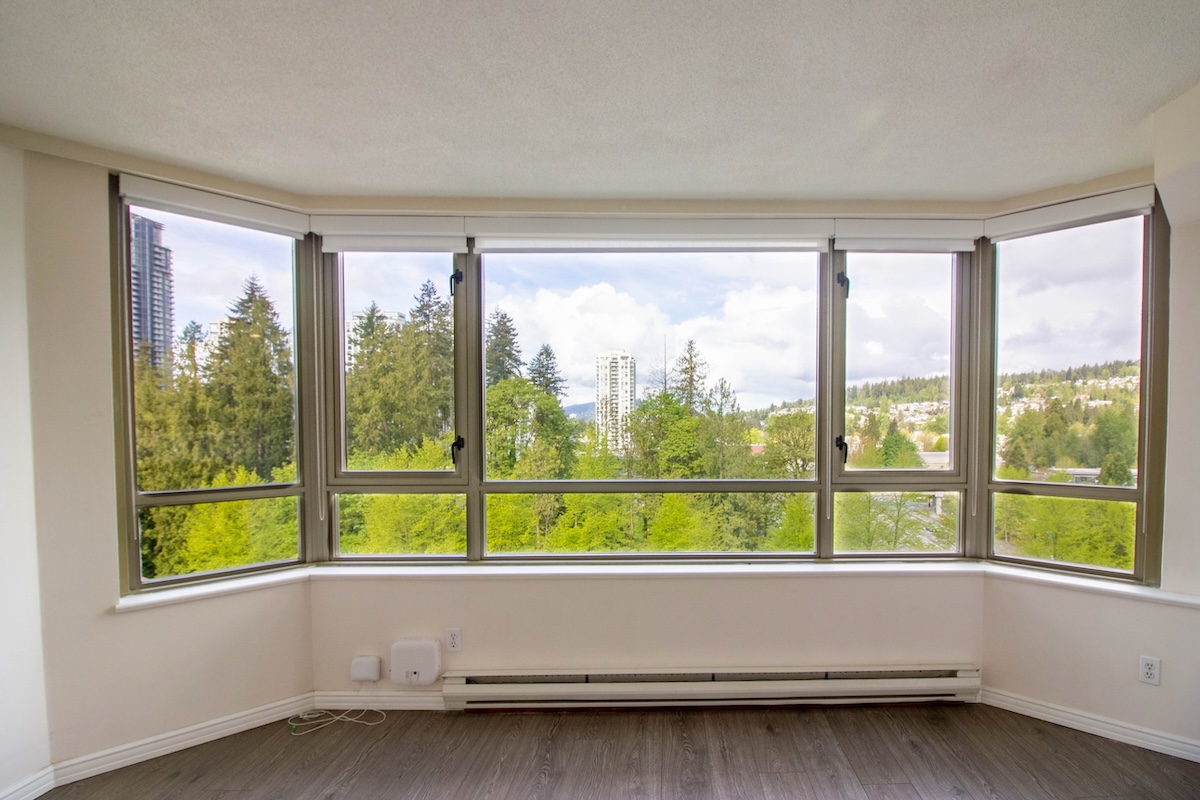 802 3070 GUILDFORD WAY, COQUITLAM 4