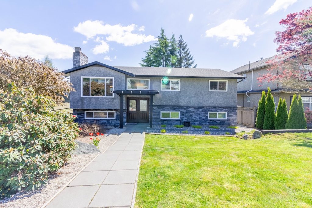 5524 HALIFAX STREET, BURNABY