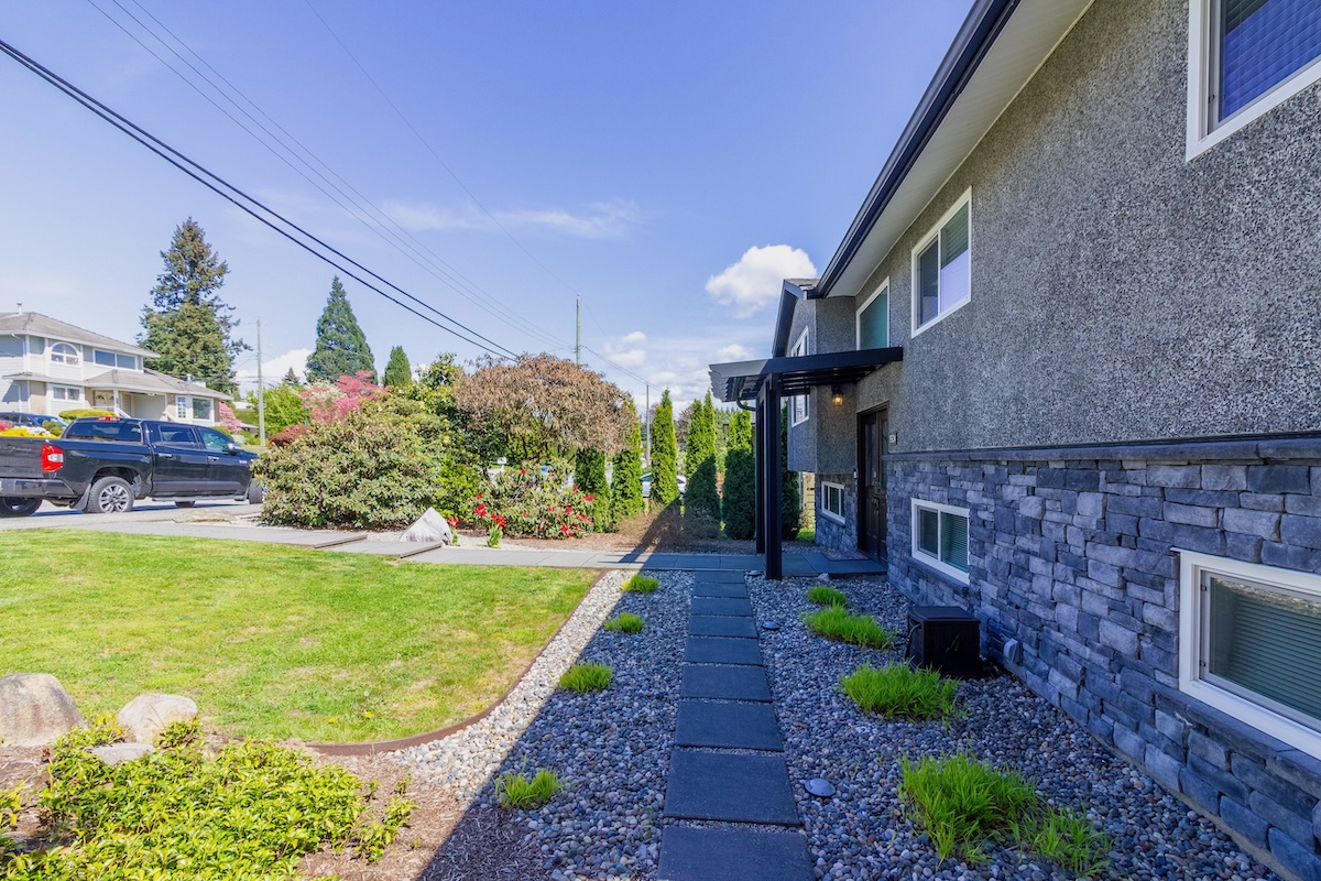 5524 HALIFAX STREET, BURNABY 39