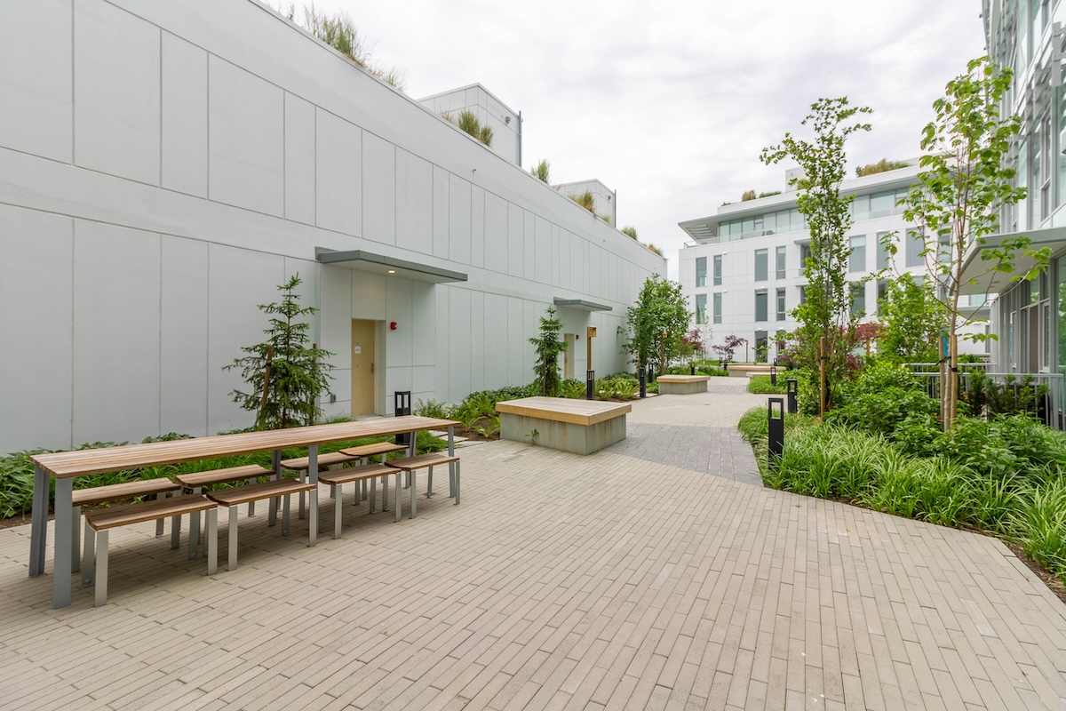 1301 3438 SAWMILL CRESCENT, VANCOUVER 27