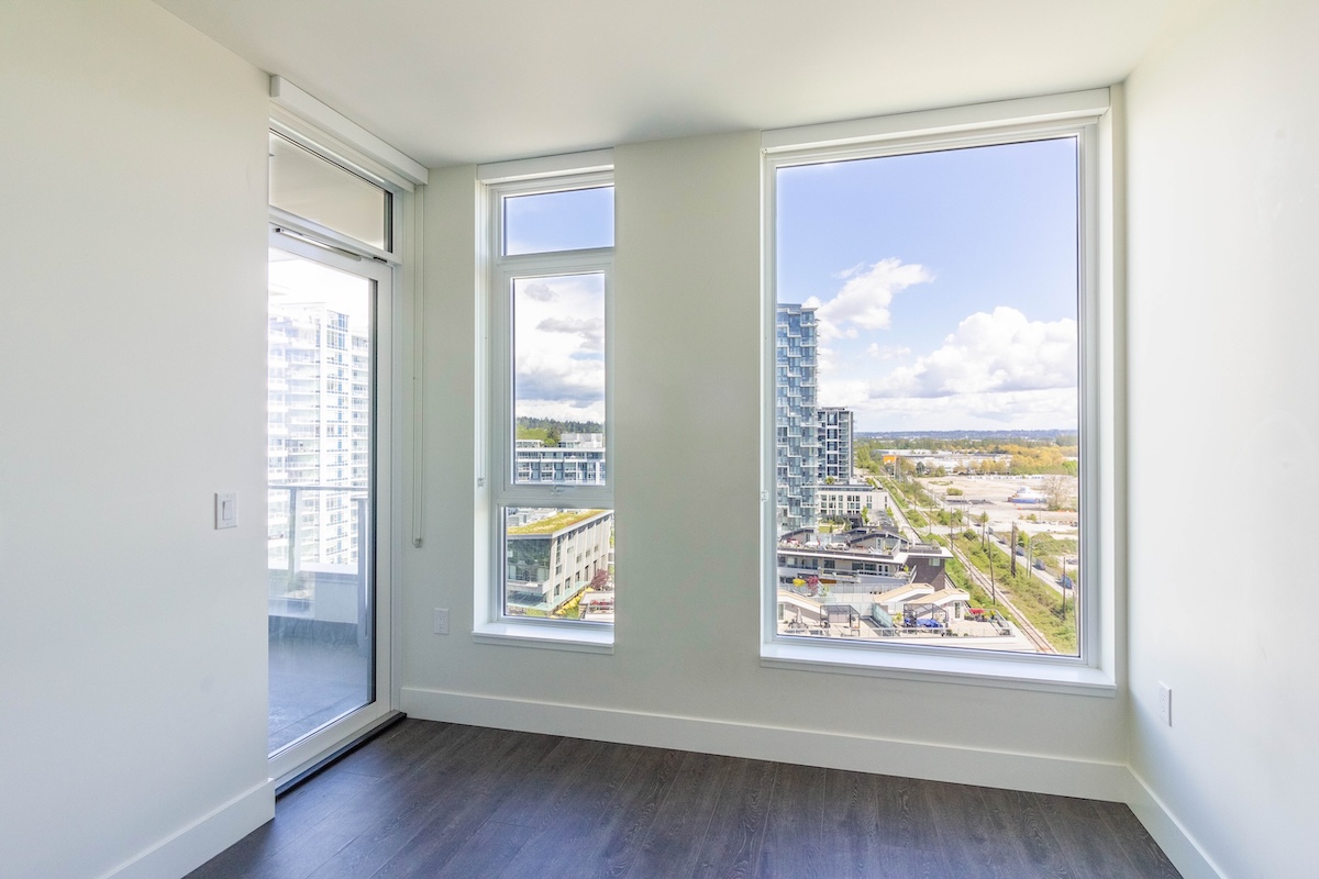 1301 3438 SAWMILL CRESCENT, VANCOUVER 4