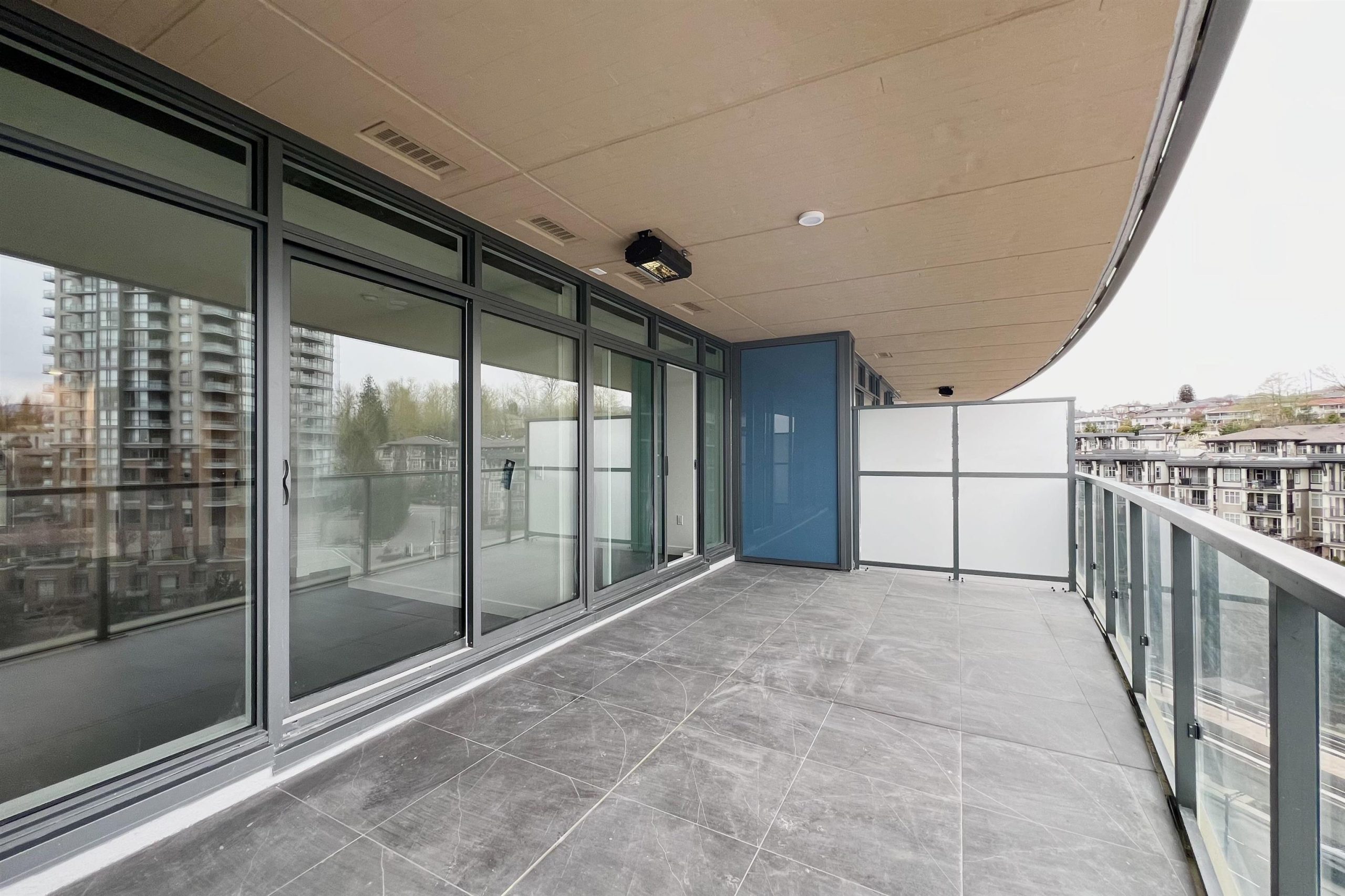 605 4880 LOUGHEED HIGHWAY 12