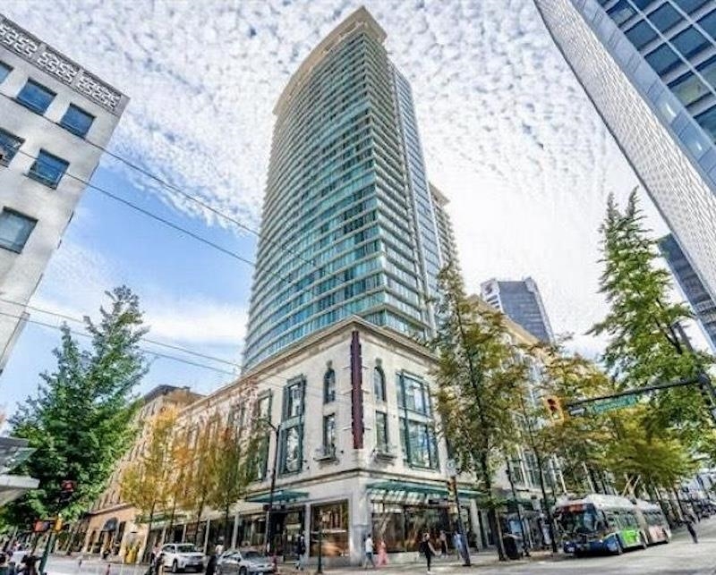 1916 610 GRANVILLE STREET 15