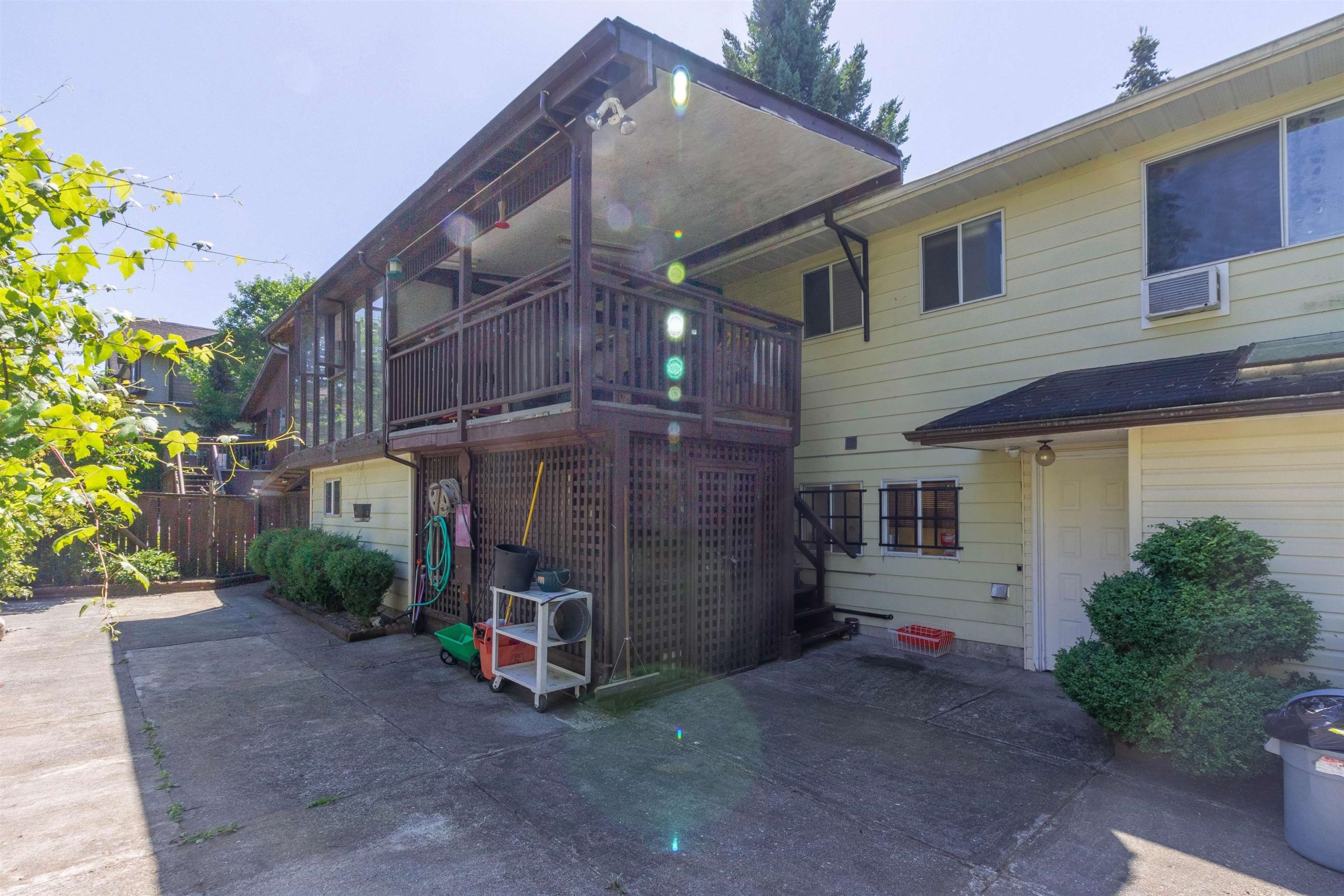 14959 90A AVENUE, SURREY 30