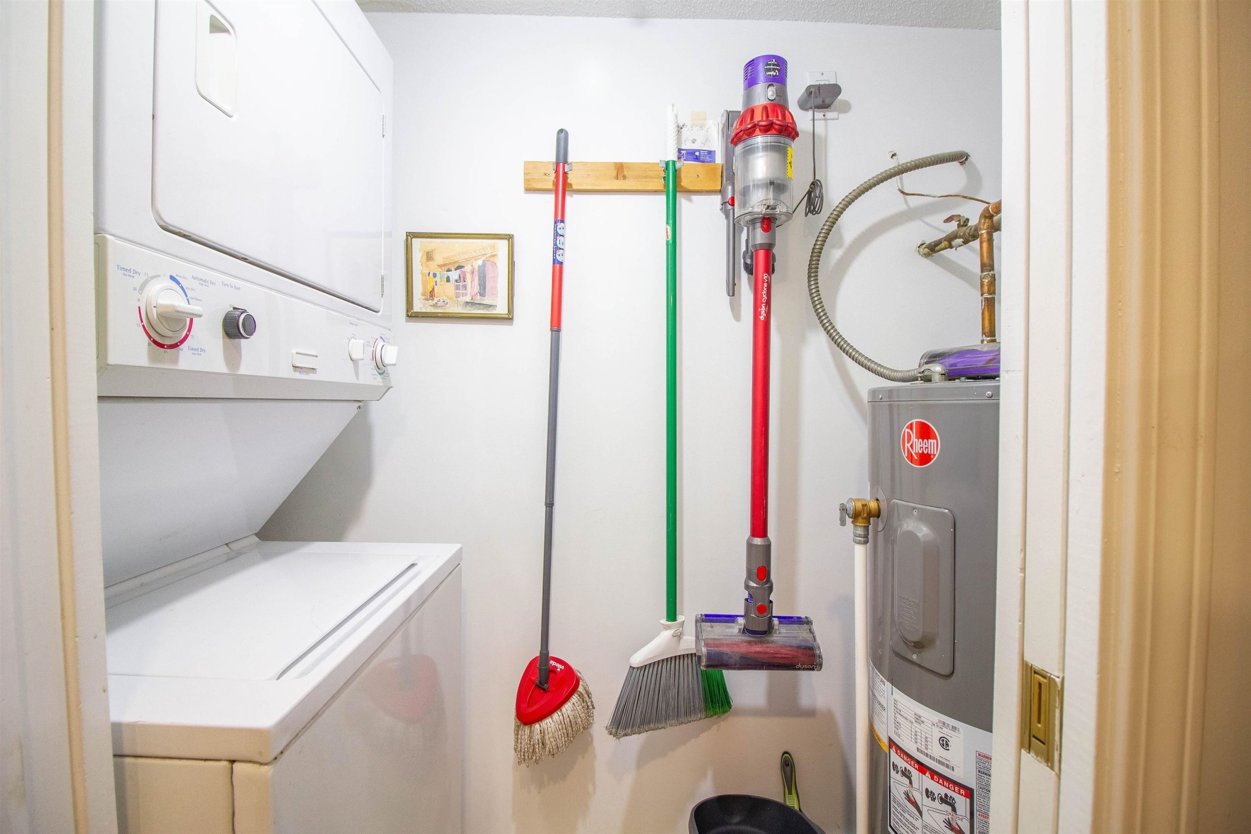 205 3709 PENDER STREET, BURNABY 10