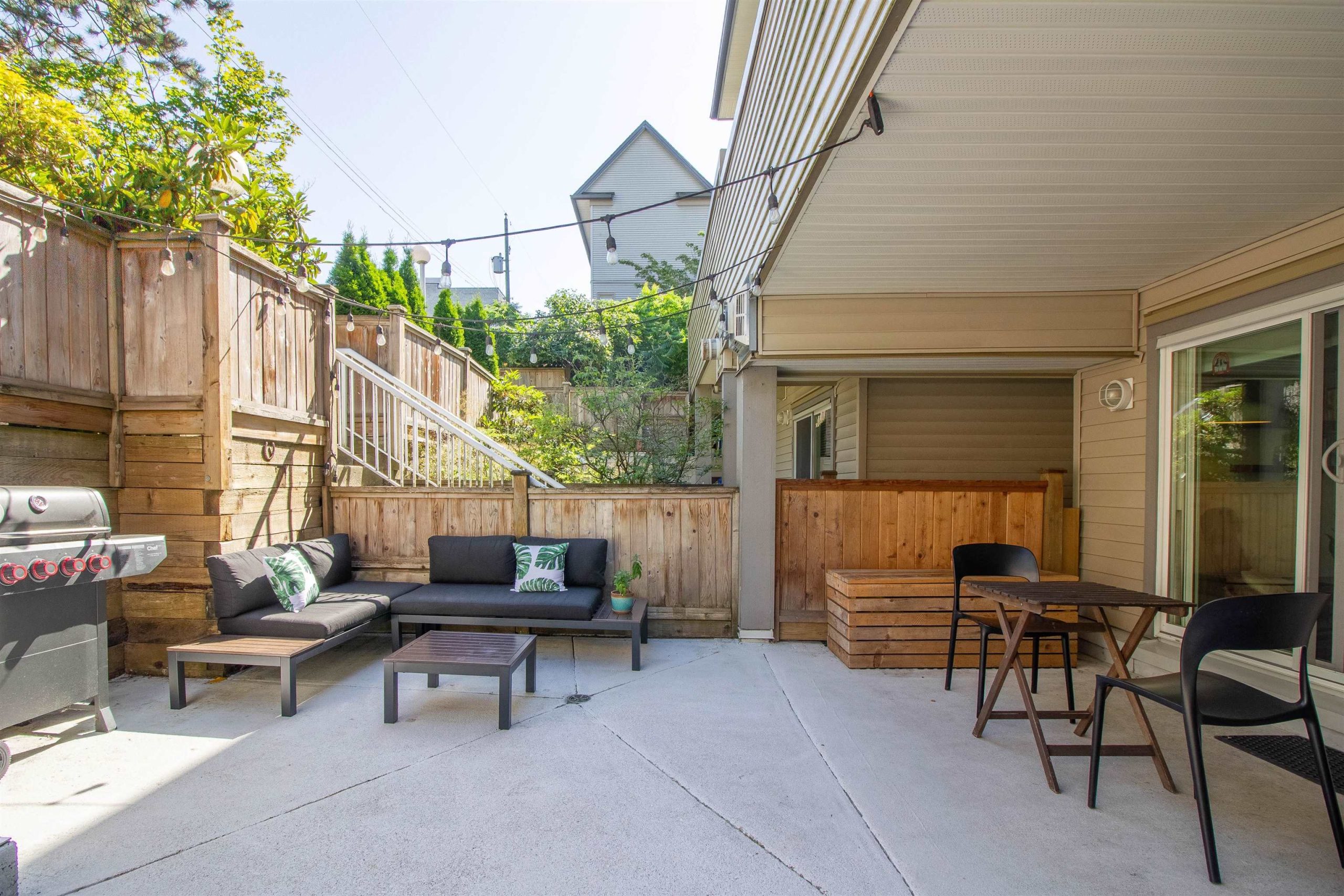 205 3709 PENDER STREET, BURNABY 17