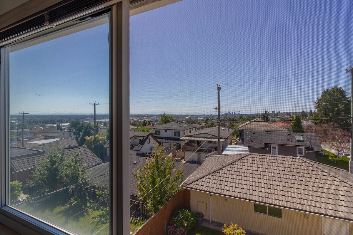 2006 QUALICUM DRIVE, VANCOUVER 24