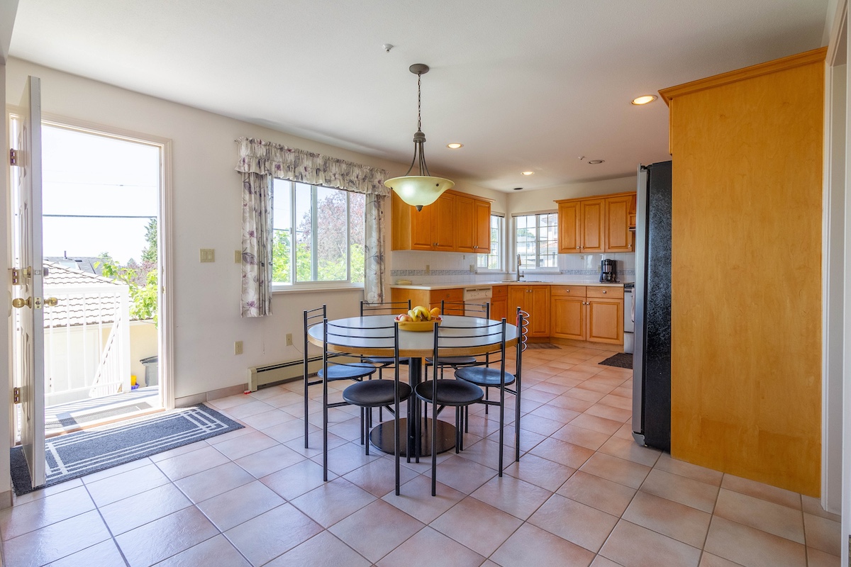 2006 QUALICUM DRIVE, VANCOUVER 6
