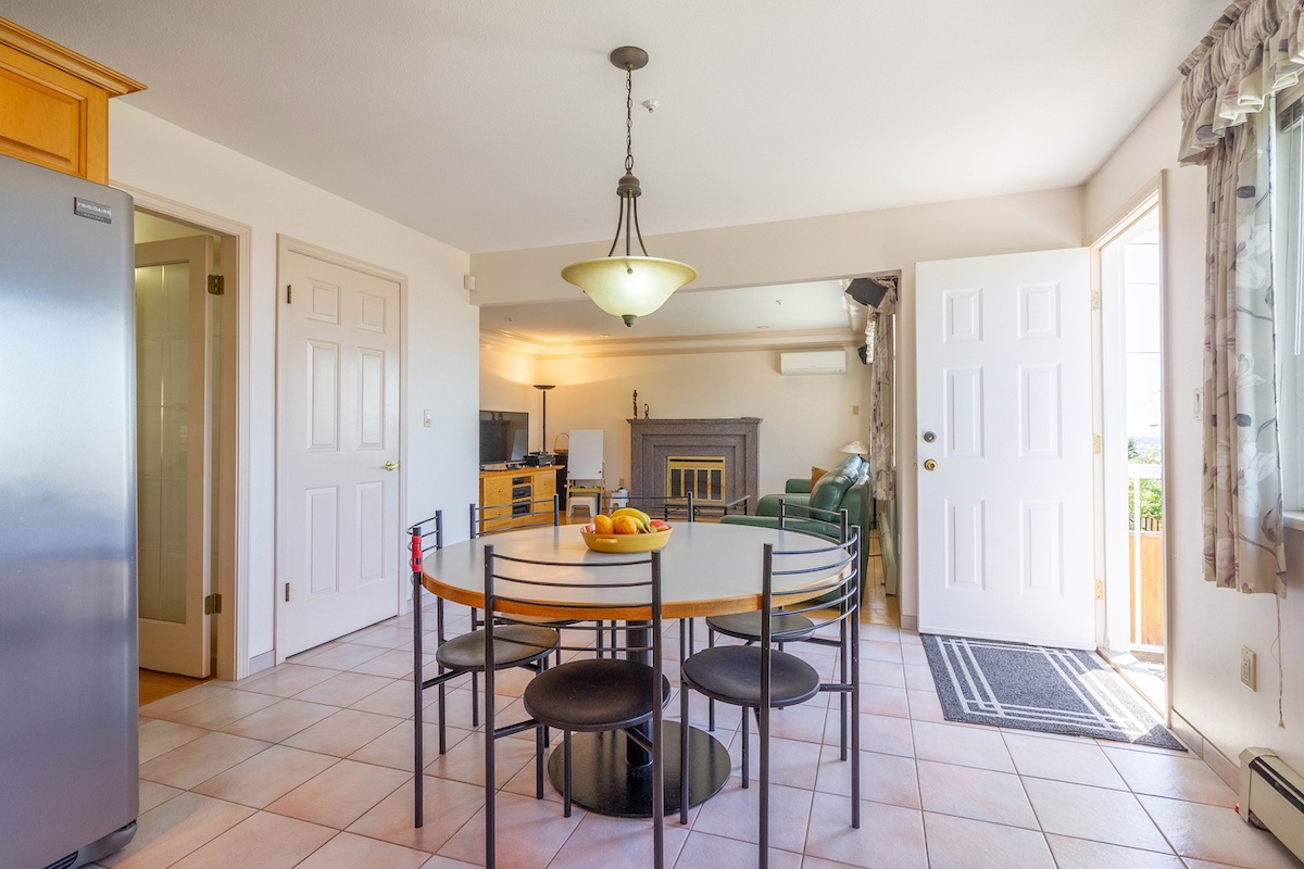 2006 QUALICUM DRIVE, VANCOUVER 9