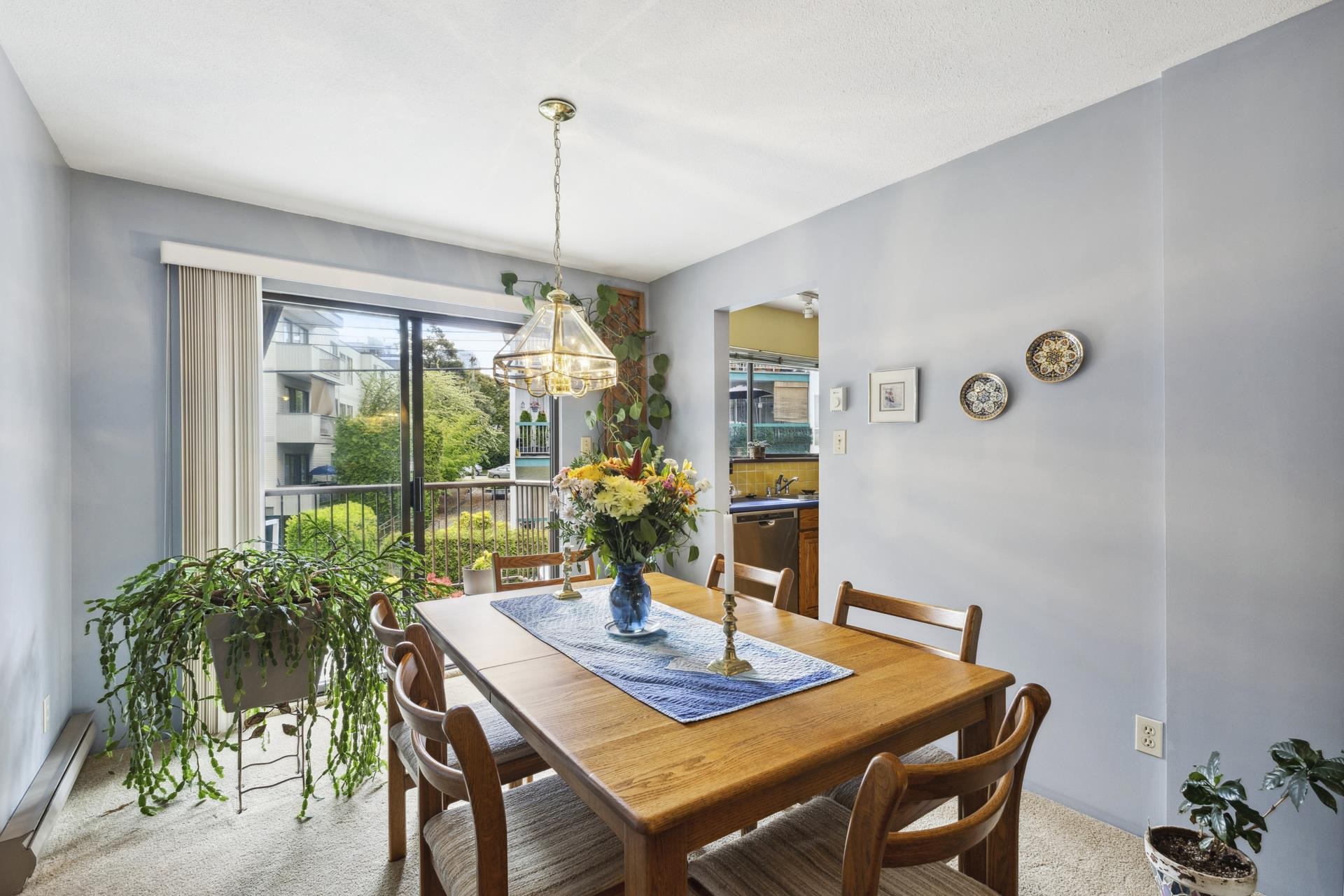 2 220 W 16TH STREET 14