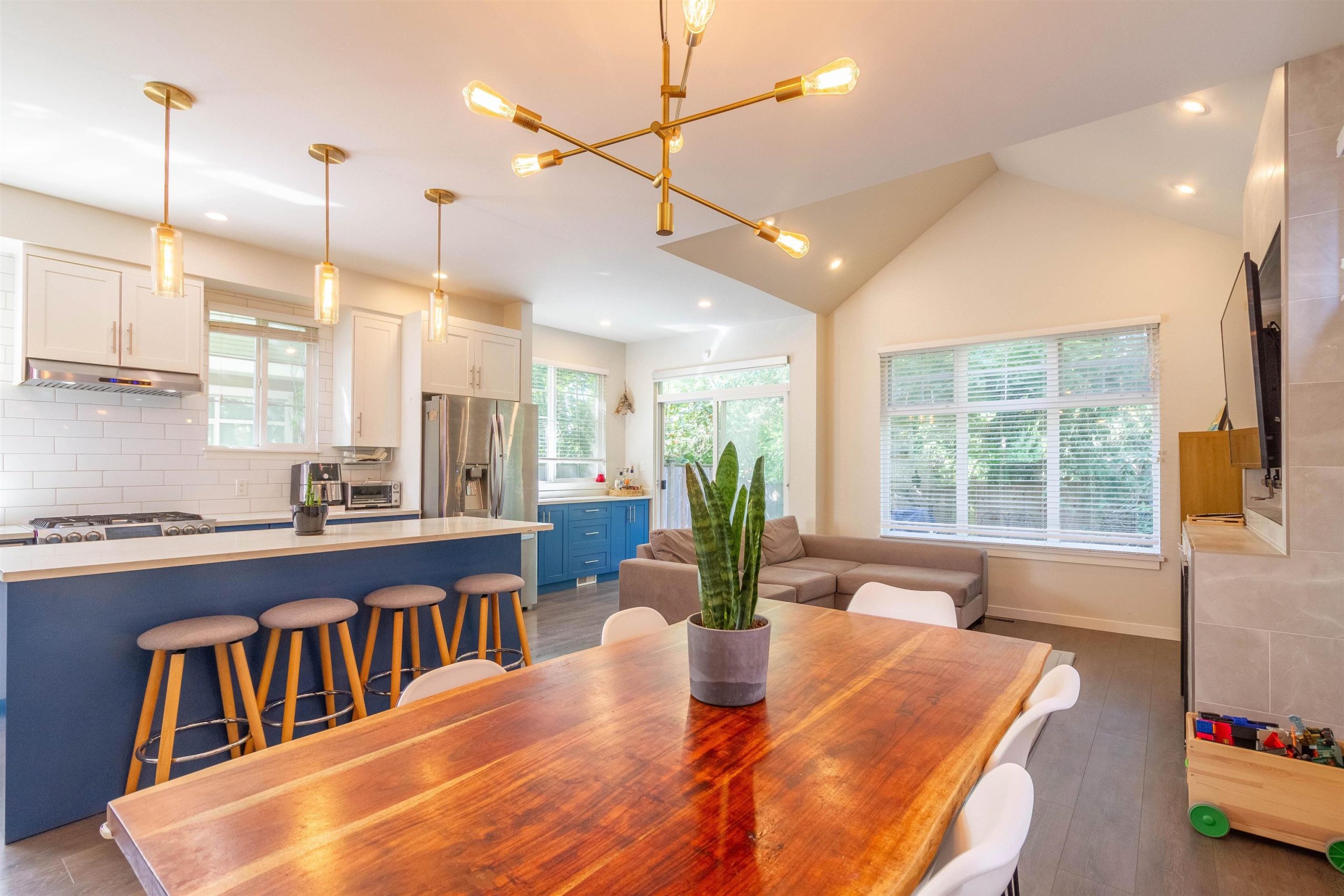 29 7511 NO. 4 ROAD, RICHMOND 2