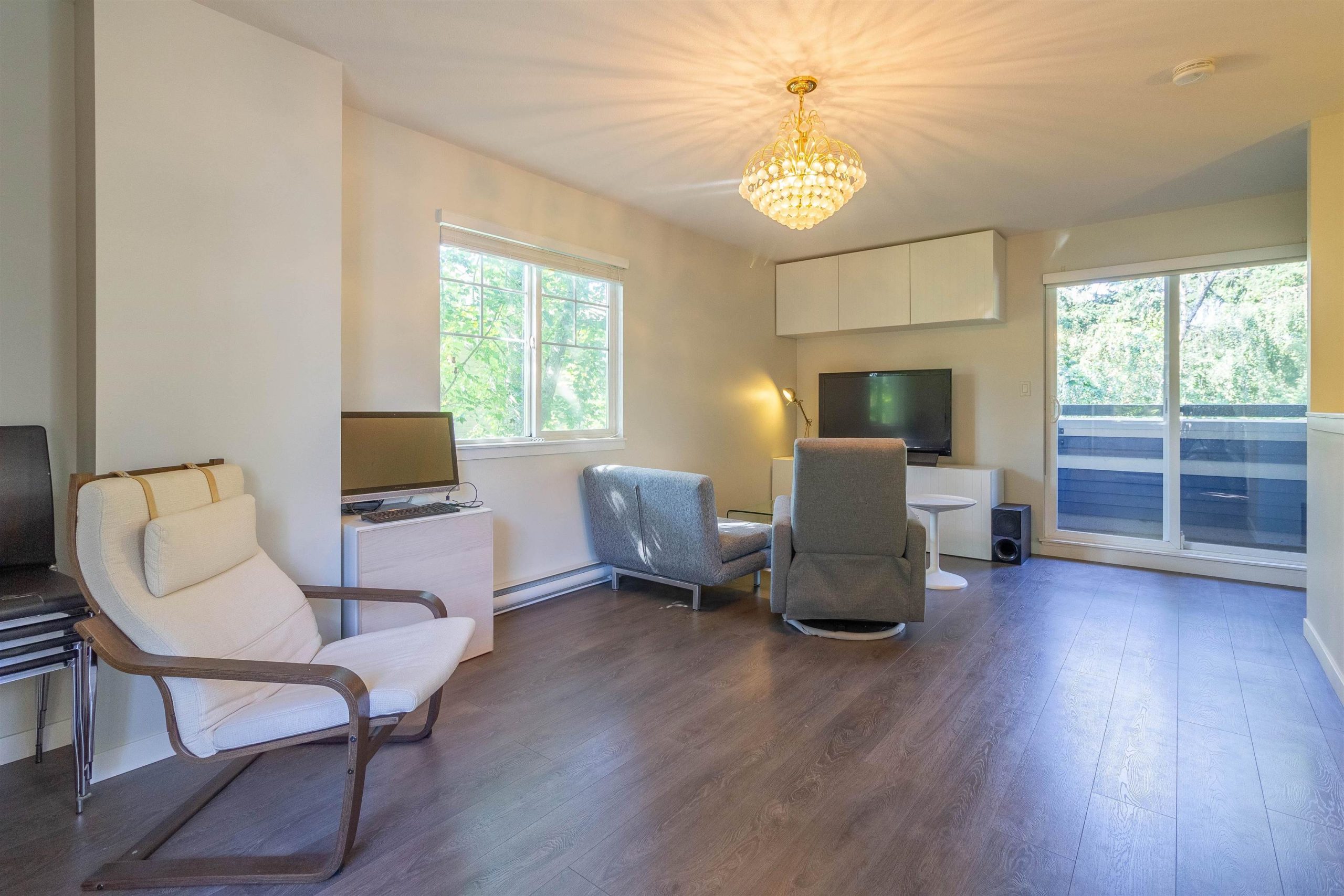 29 7511 NO. 4 ROAD, RICHMOND 23