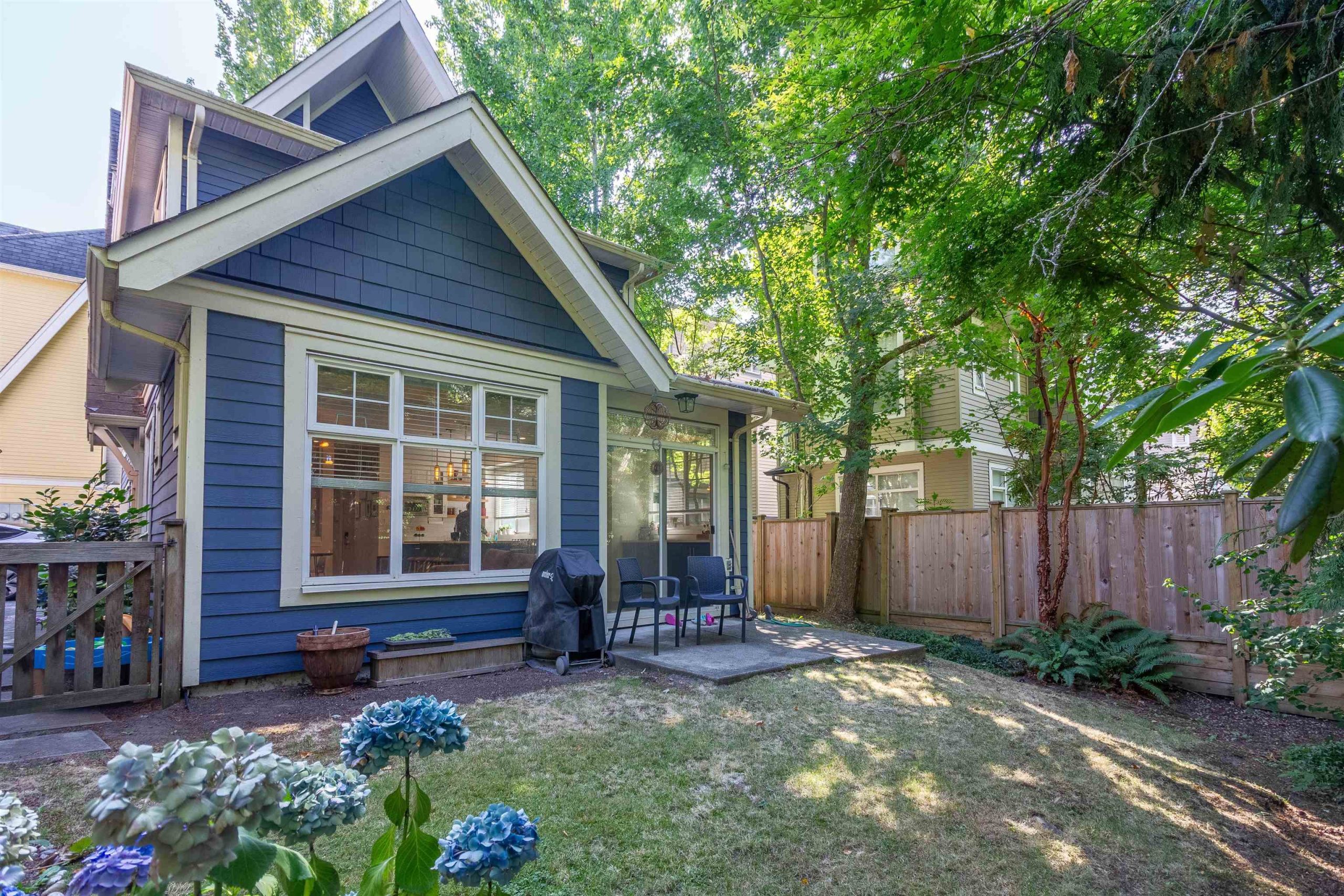 29 7511 NO. 4 ROAD, RICHMOND 33