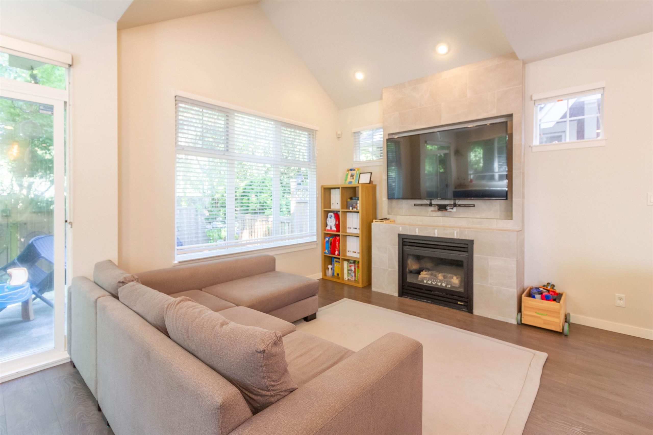 29 7511 NO. 4 ROAD, RICHMOND 5