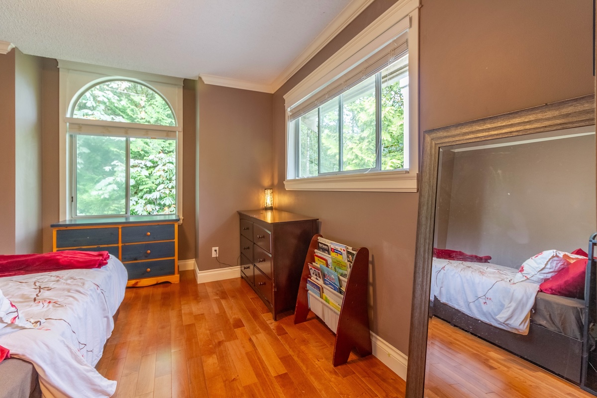 6 9000 ASH GROVE CRESCENT, BURNABY 18