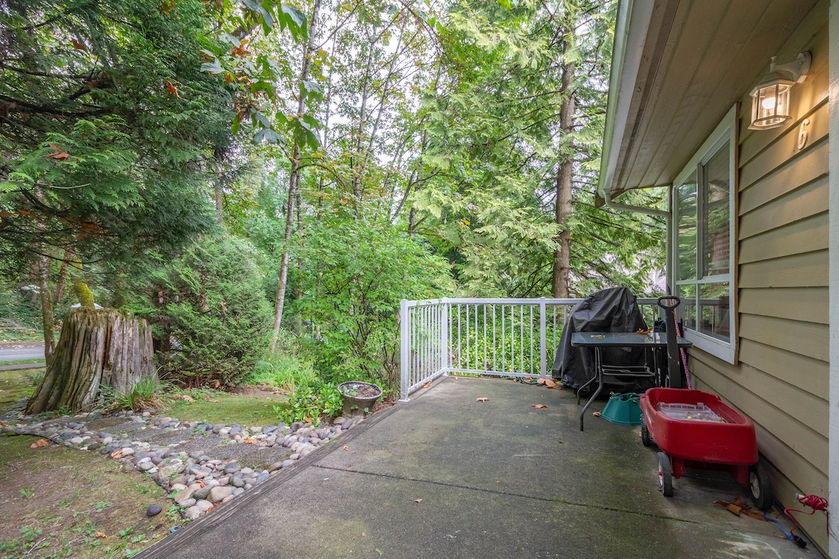 6 9000 ASH GROVE CRESCENT, BURNABY 24