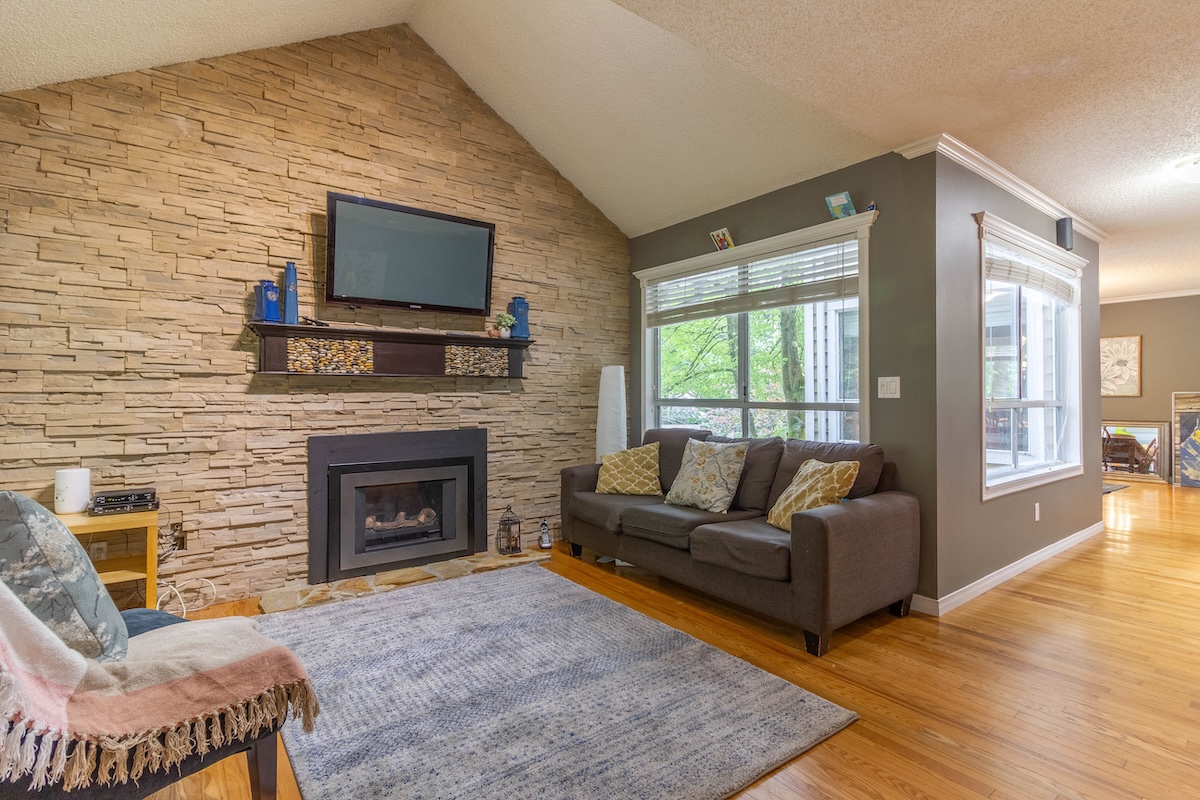6 9000 ASH GROVE CRESCENT, BURNABY 5
