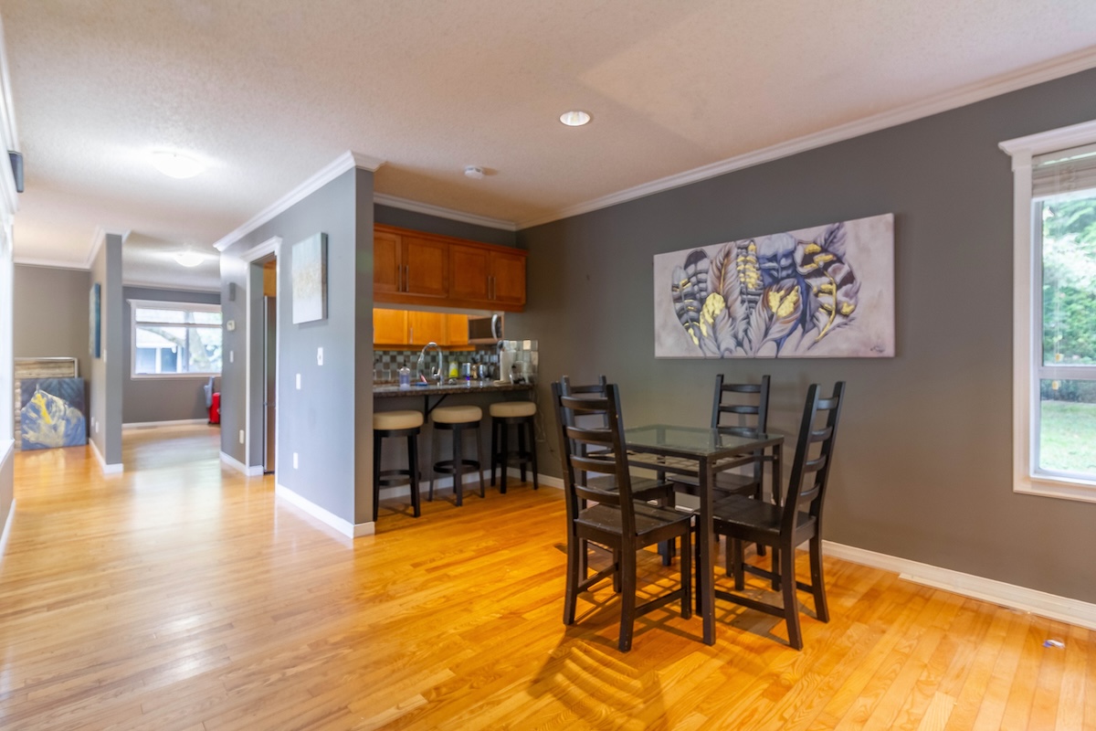 6 9000 ASH GROVE CRESCENT, BURNABY 9