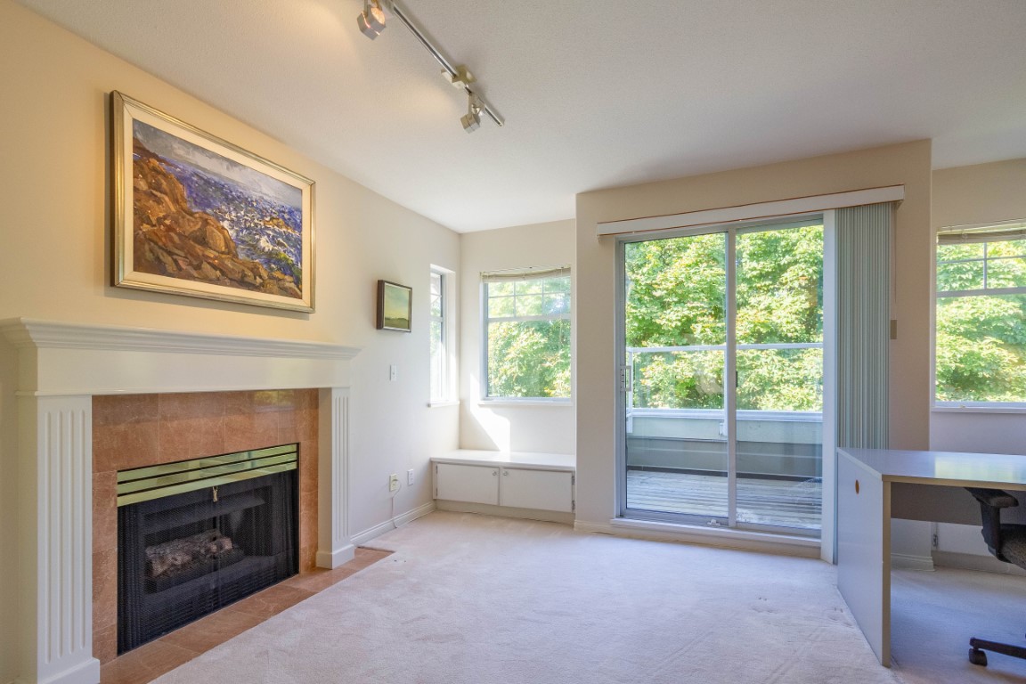39 5531 CORNWALL DRIVE, RICHMOND 27