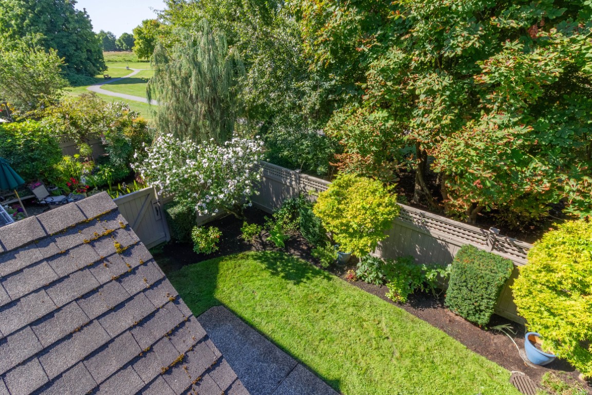 39 5531 CORNWALL DRIVE, RICHMOND 33