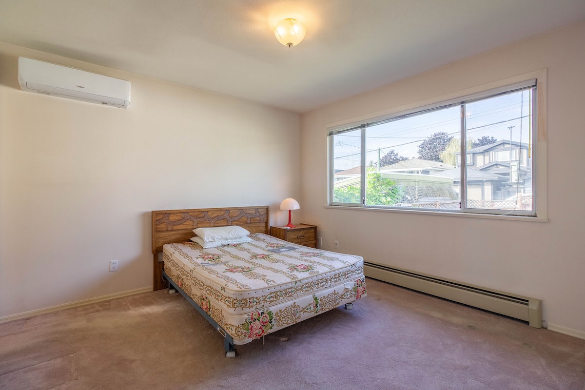 3797 PARKER STREET, BURNABY 13