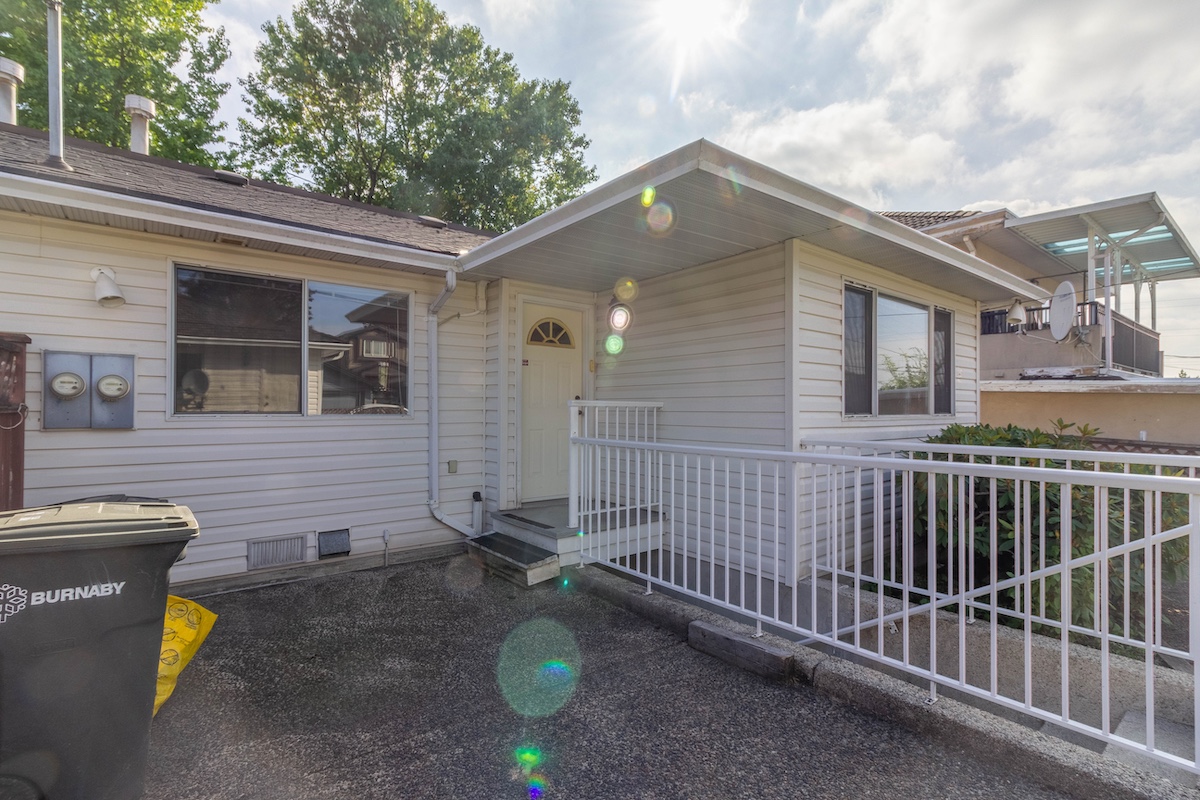 3797 PARKER STREET, BURNABY 29