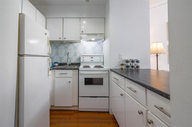 306 1545 E 2ND AVENUE, VANCOUVER 12