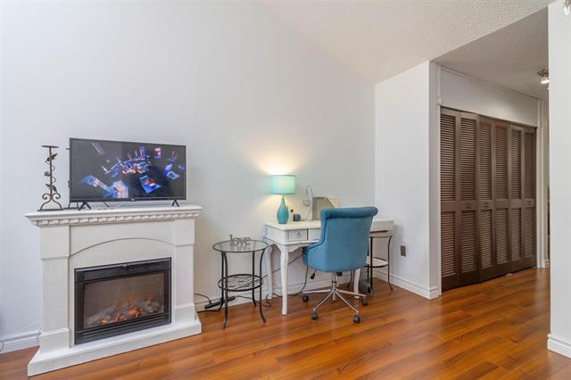306 1545 E 2ND AVENUE, VANCOUVER 11