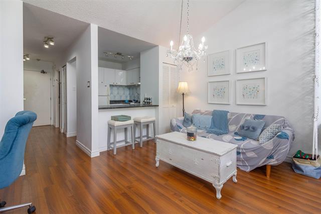 306 1545 E 2ND AVENUE, VANCOUVER 10