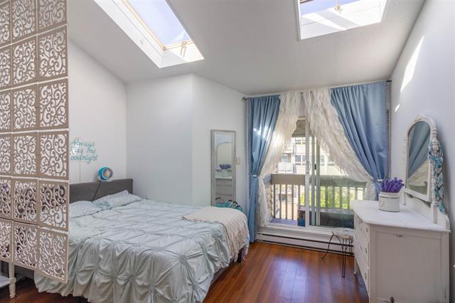 306 1545 E 2ND AVENUE, VANCOUVER 8