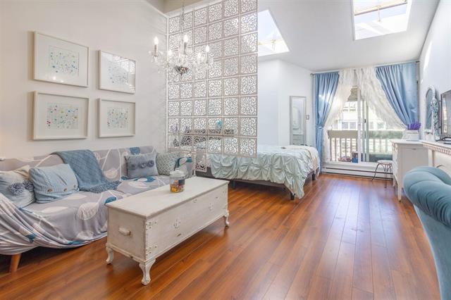 306 1545 E 2ND AVENUE, VANCOUVER 3