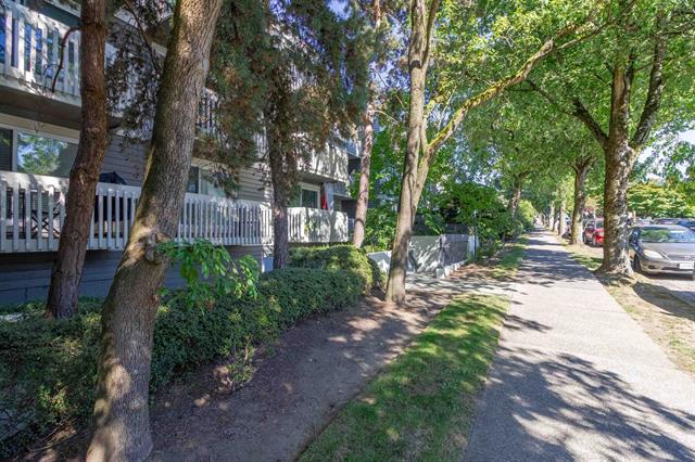 306 1545 E 2ND AVENUE, VANCOUVER 23